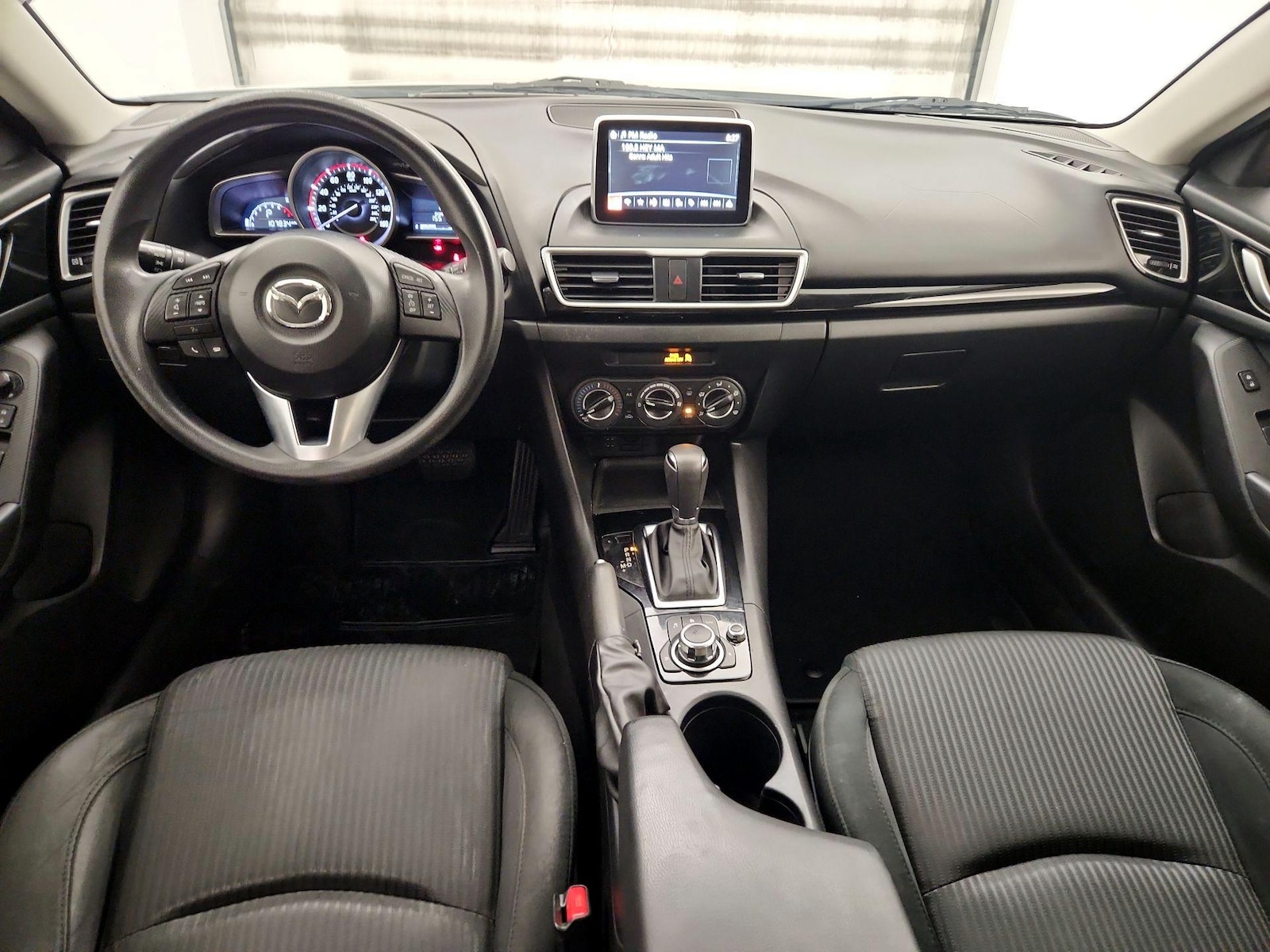 2016 Mazda MAZDA3 i Sport - Photo 10