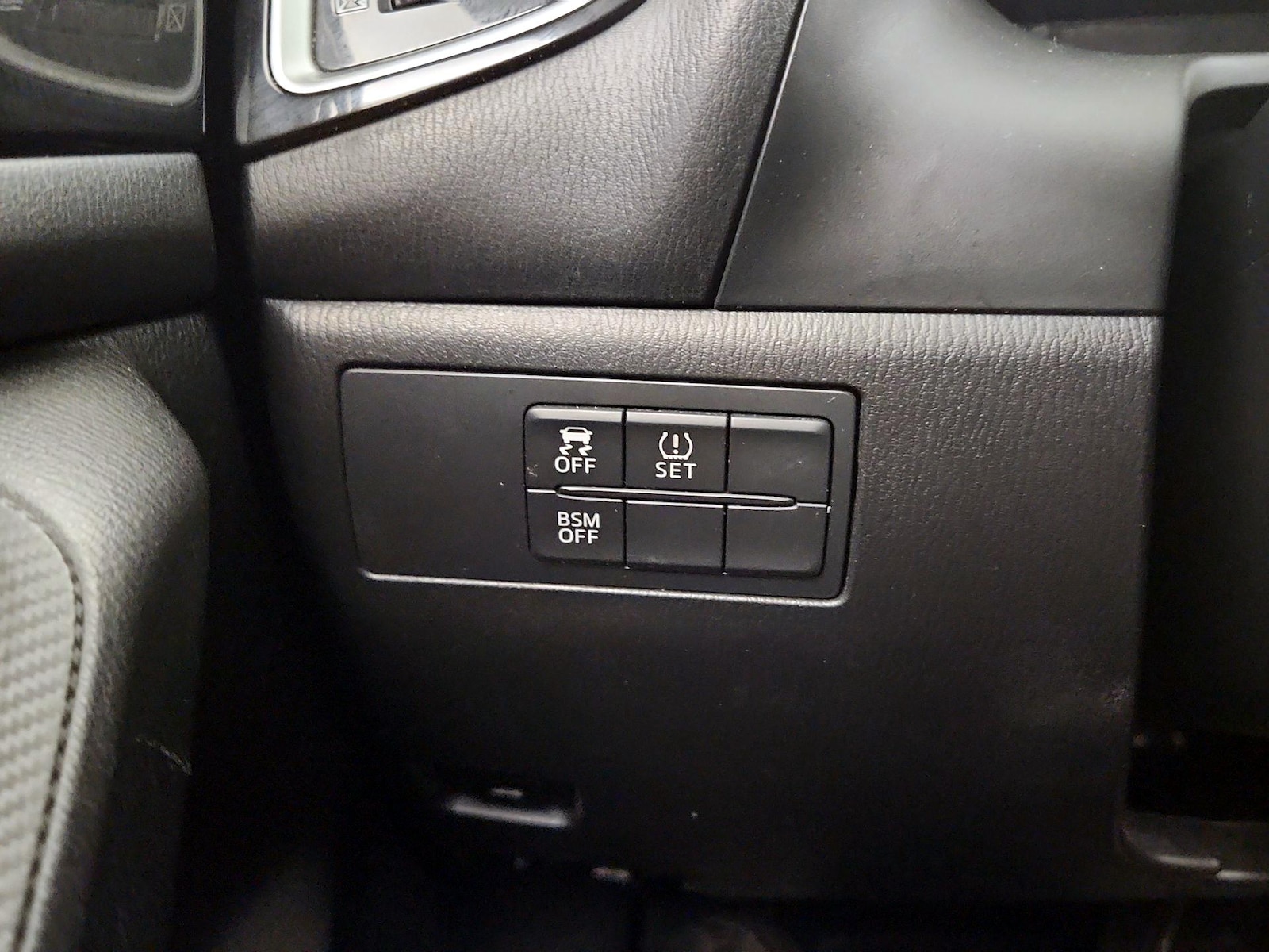 2016 Mazda MAZDA3 i Sport - Photo 14