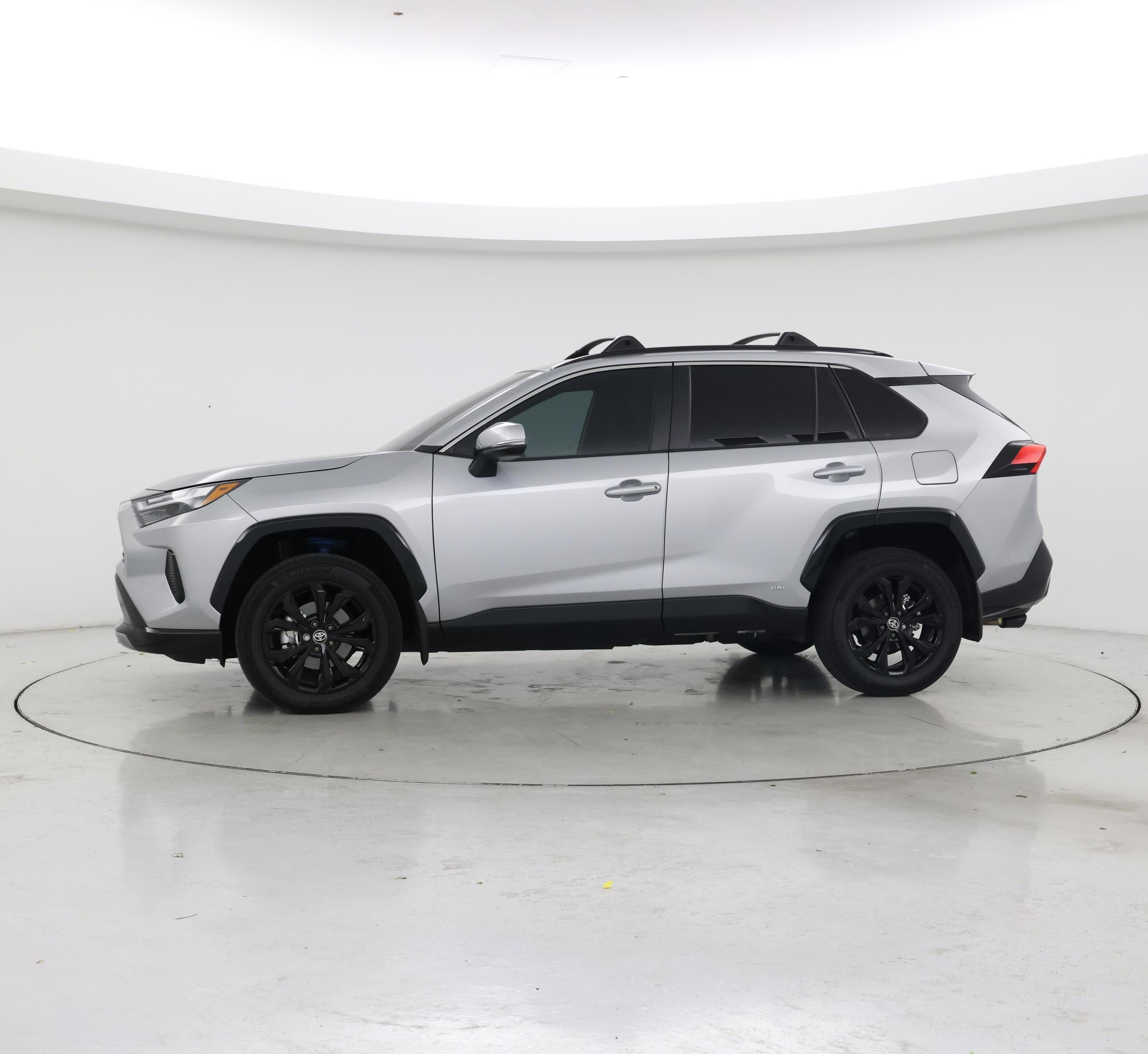 Thumbnail: 2025 Toyota RAV4 - 3