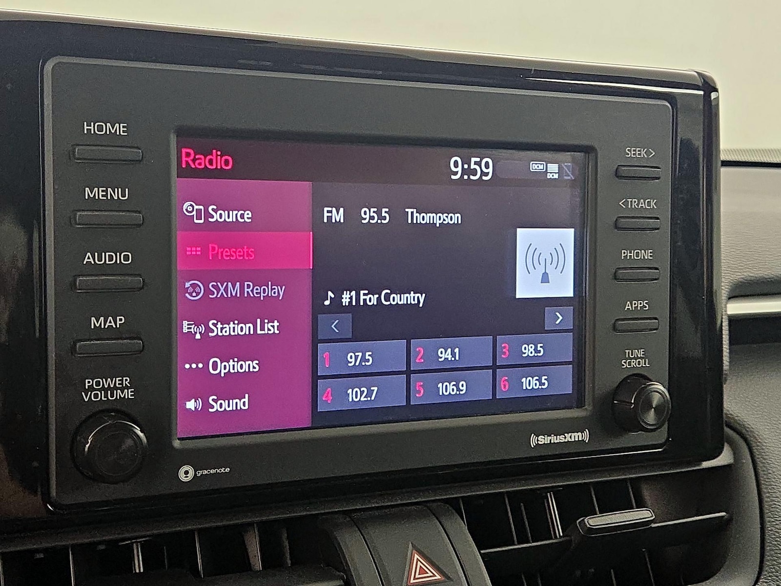 2021 Toyota RAV4 LE - Photo 16