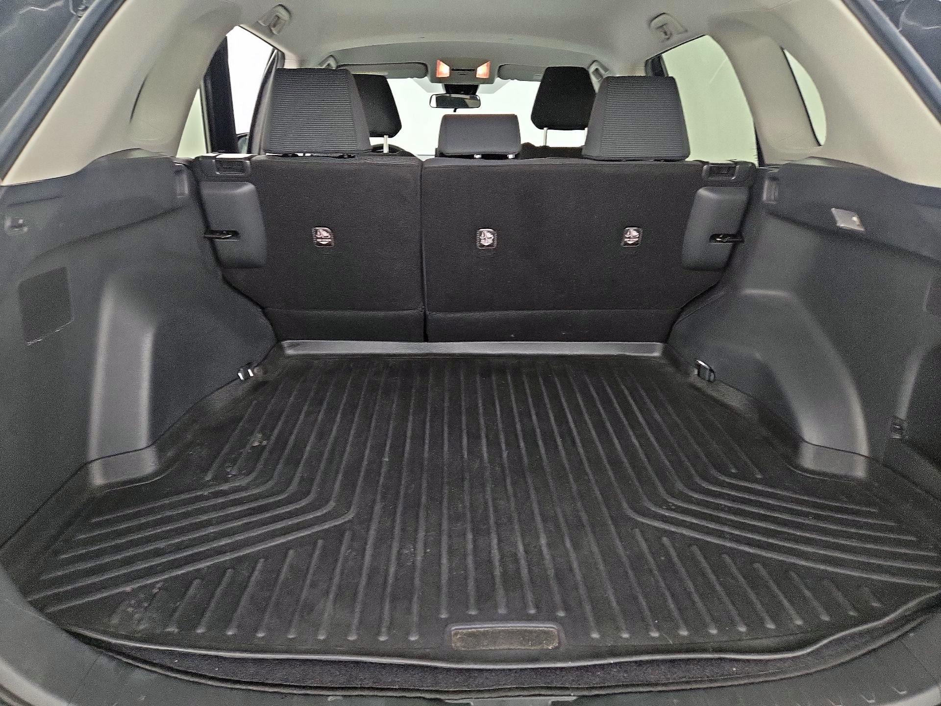 Thumbnail: 2021 Toyota RAV4 - 20
