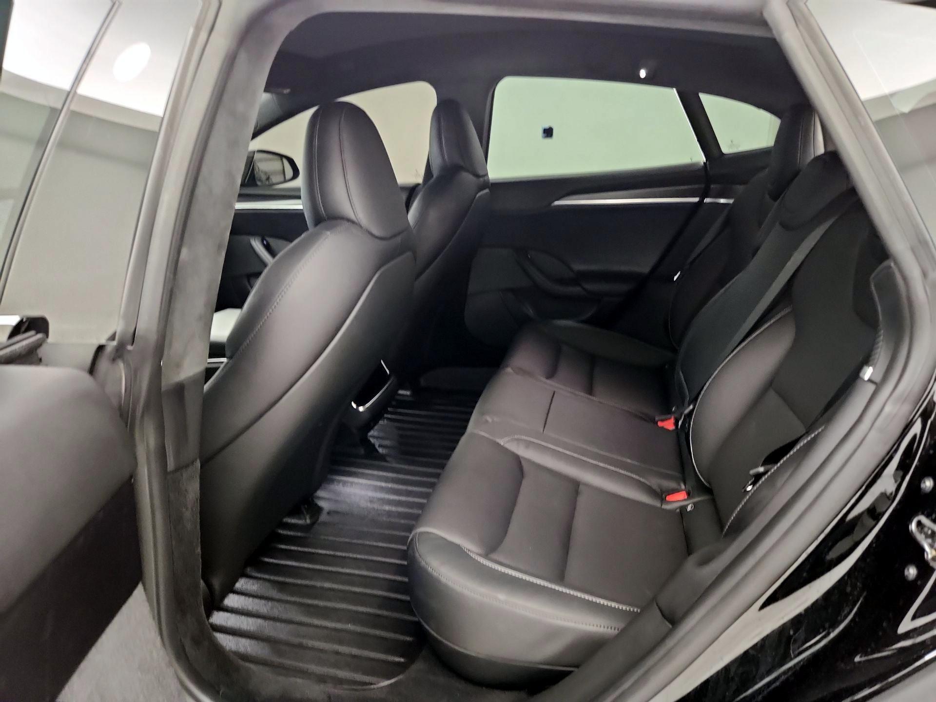 Thumbnail: 2021 Tesla Model S - 19