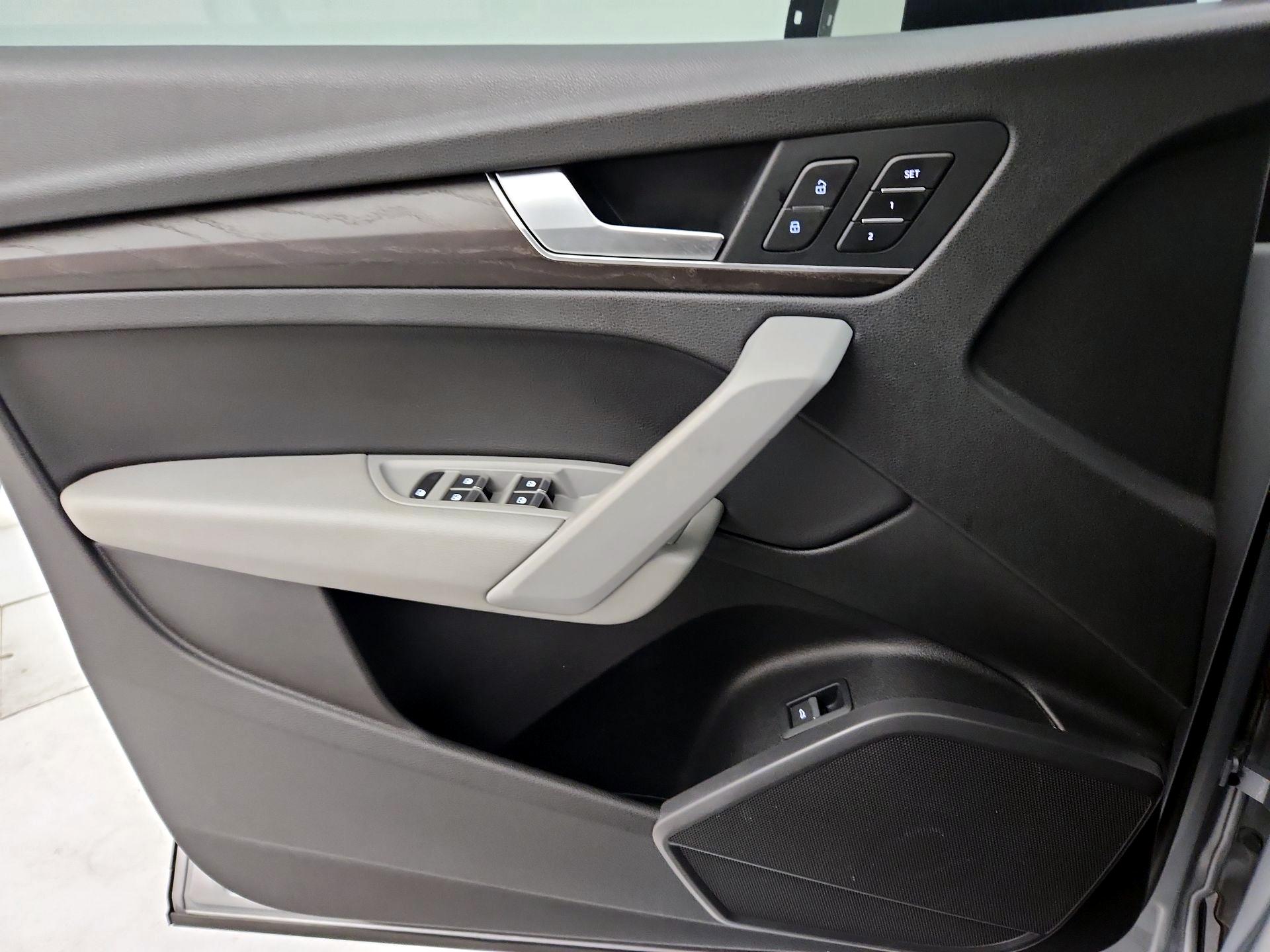 Thumbnail: 2018 Audi Q5 - 12