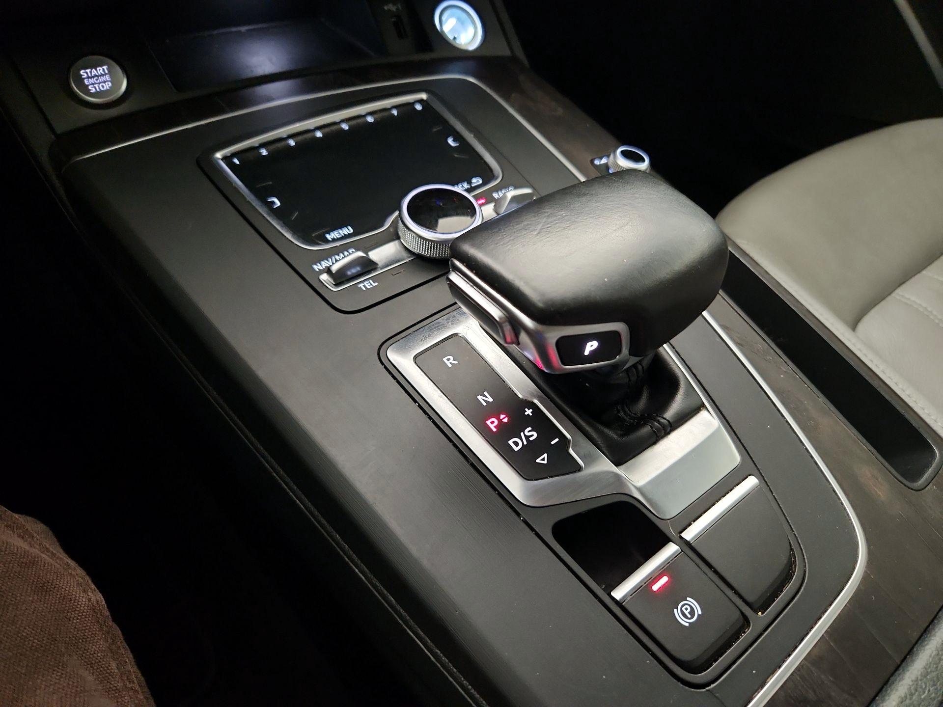 Thumbnail: 2018 Audi Q5 - 17