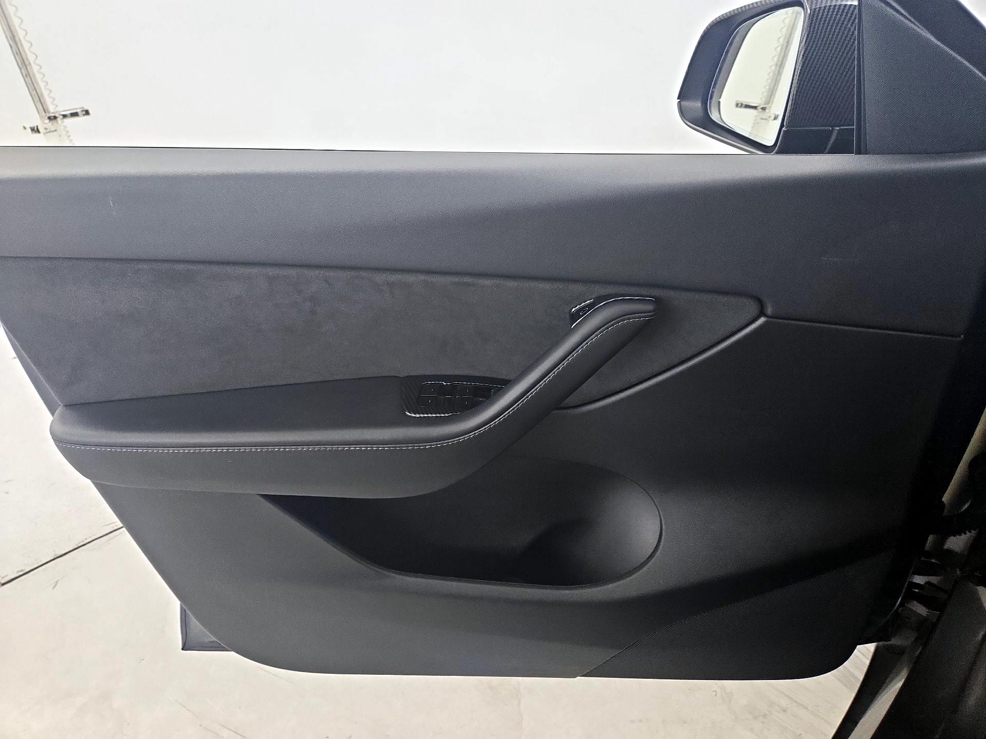 Thumbnail: 2021 Tesla Model Y - 12