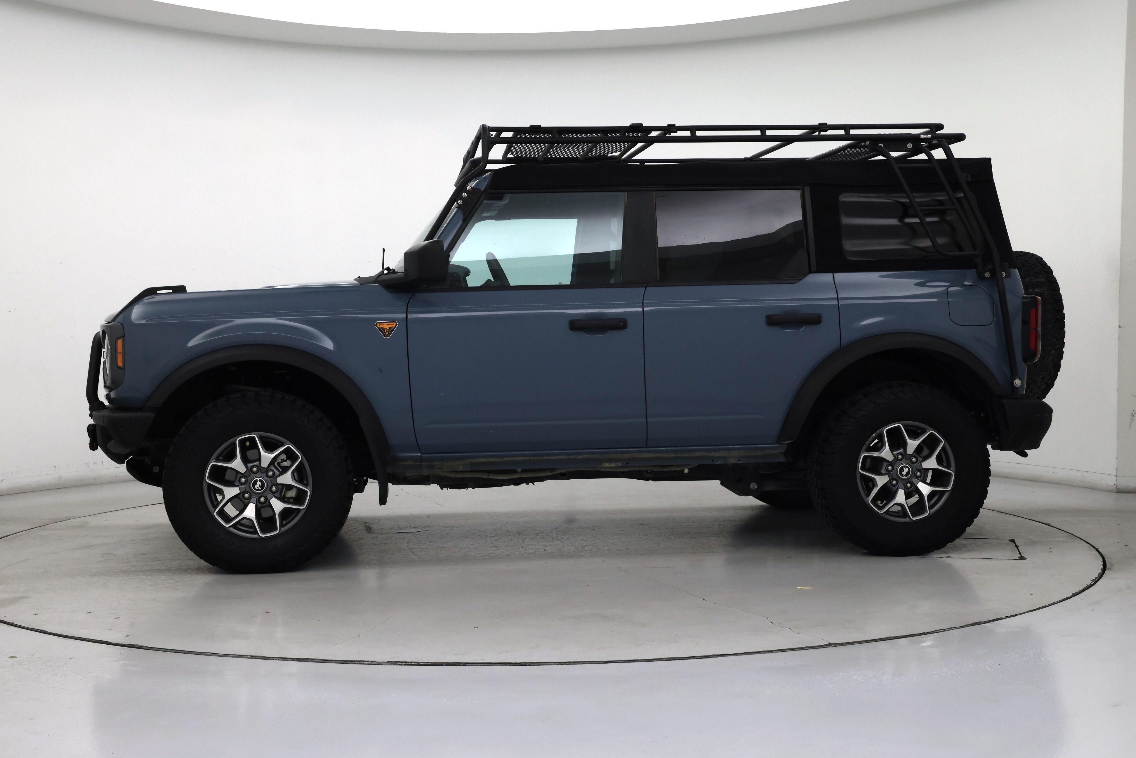 Thumbnail: 2021 Ford Bronco - 3