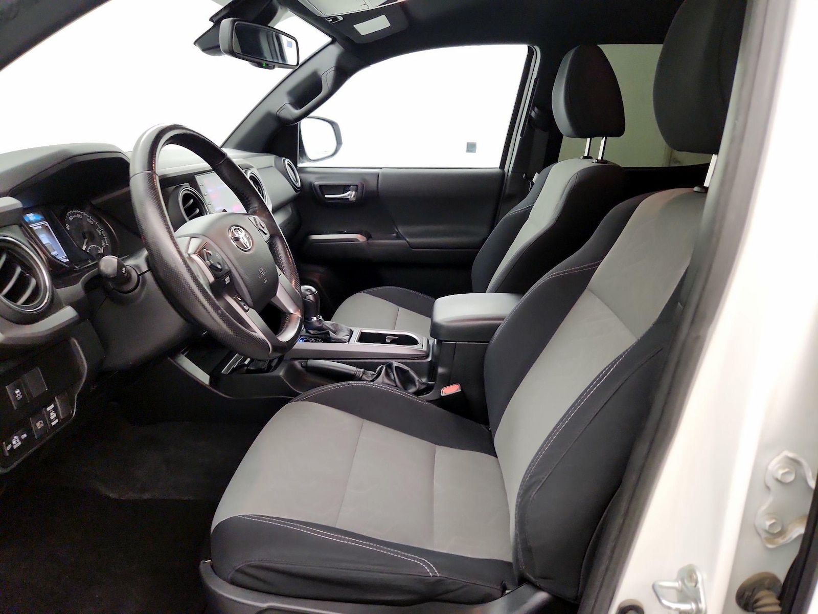 Power Seat(s) & Side Airbags