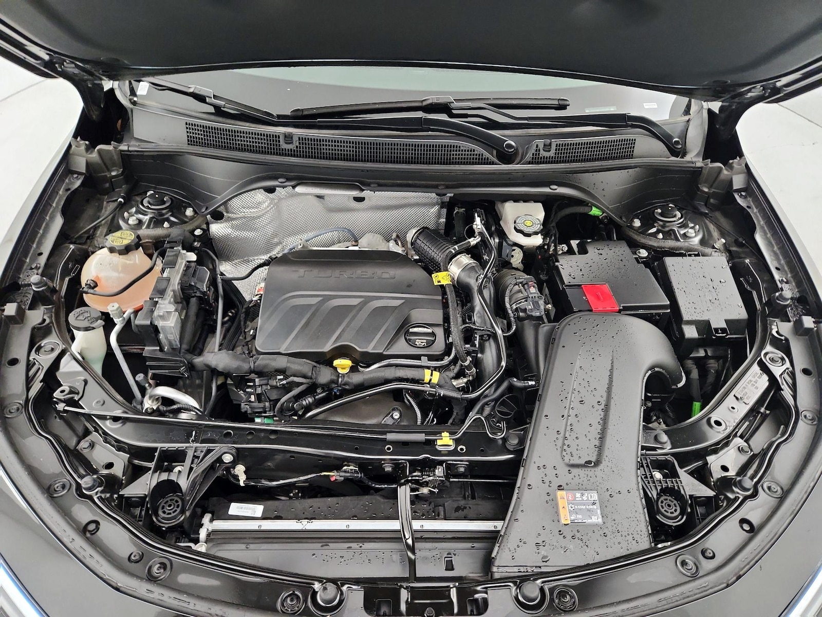 2025 Buick Envista Sport Touring - Photo 22