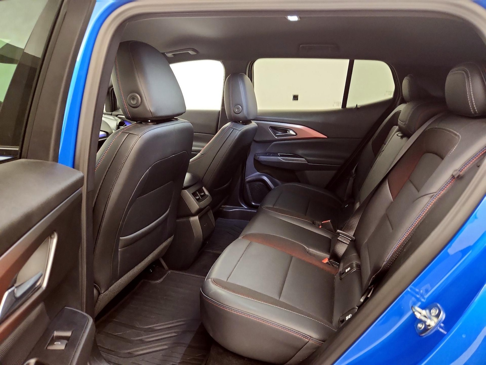 2025 Chevrolet Equinox EV RS - Photo 20