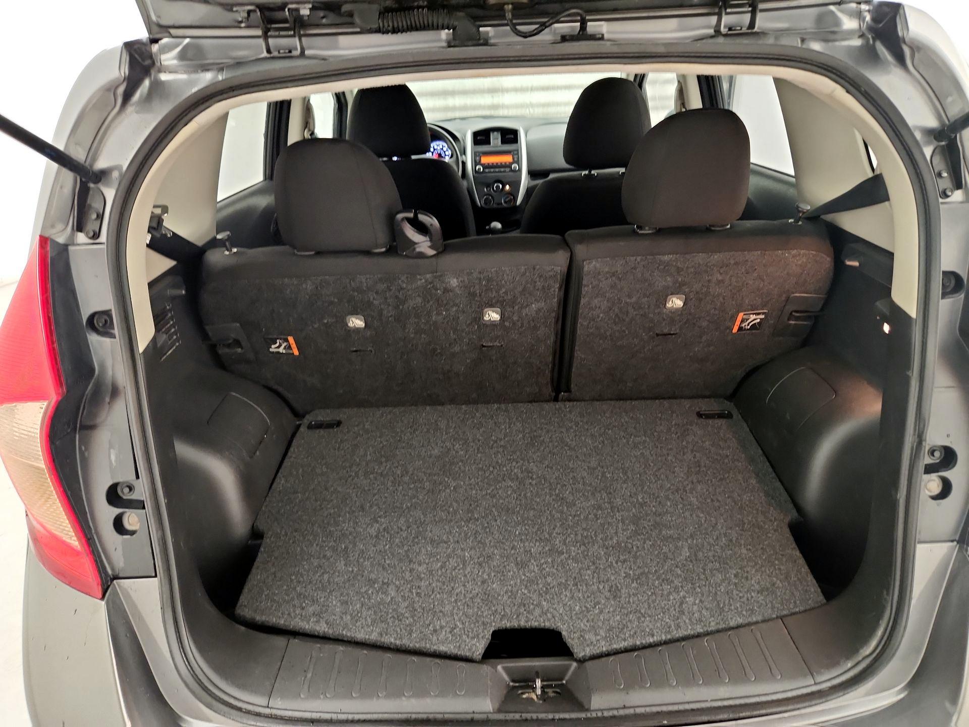 Thumbnail: 2016 Nissan Versa Note - 18
