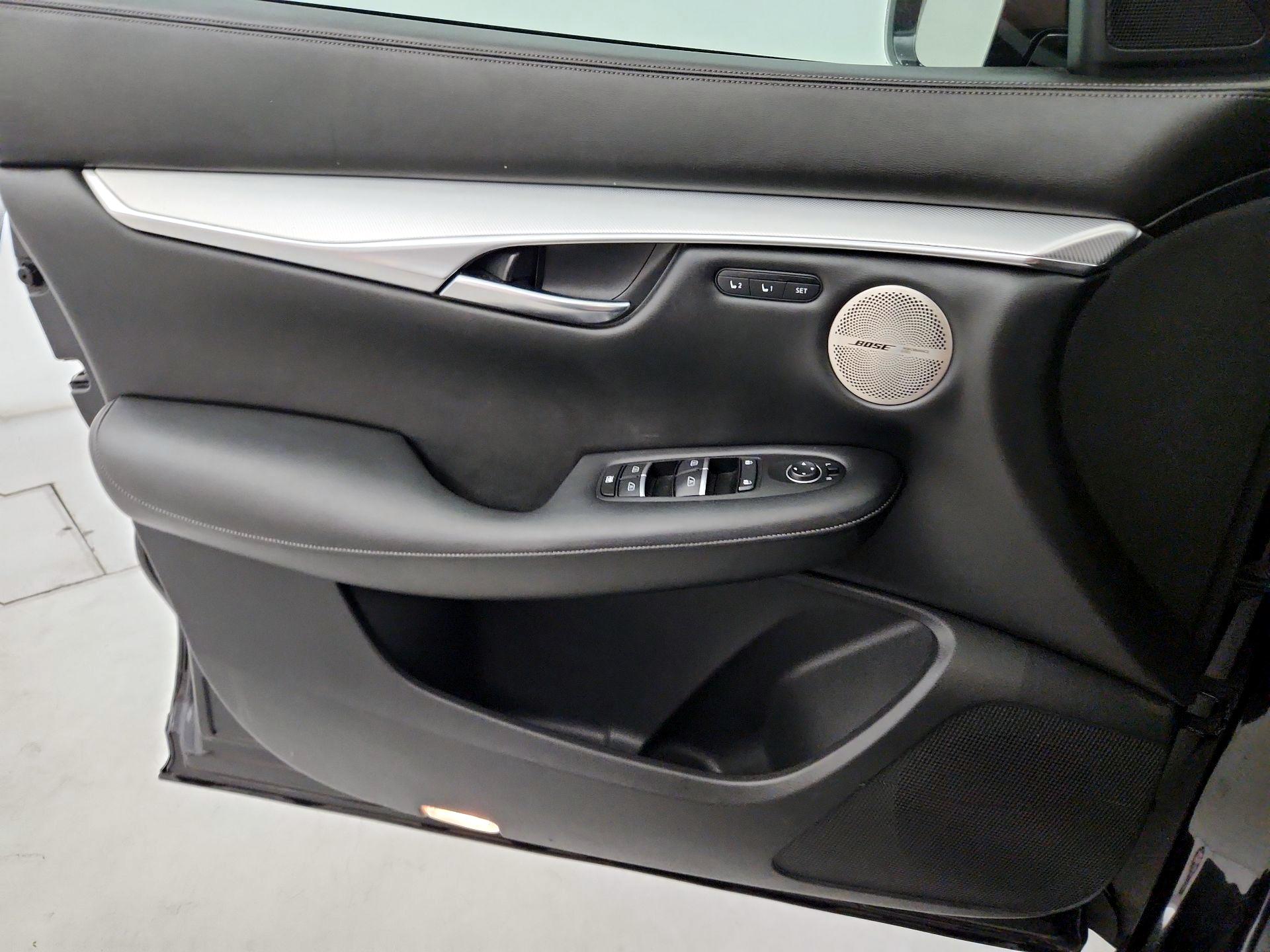 Thumbnail: 2019 INFINITI QX50 - 12