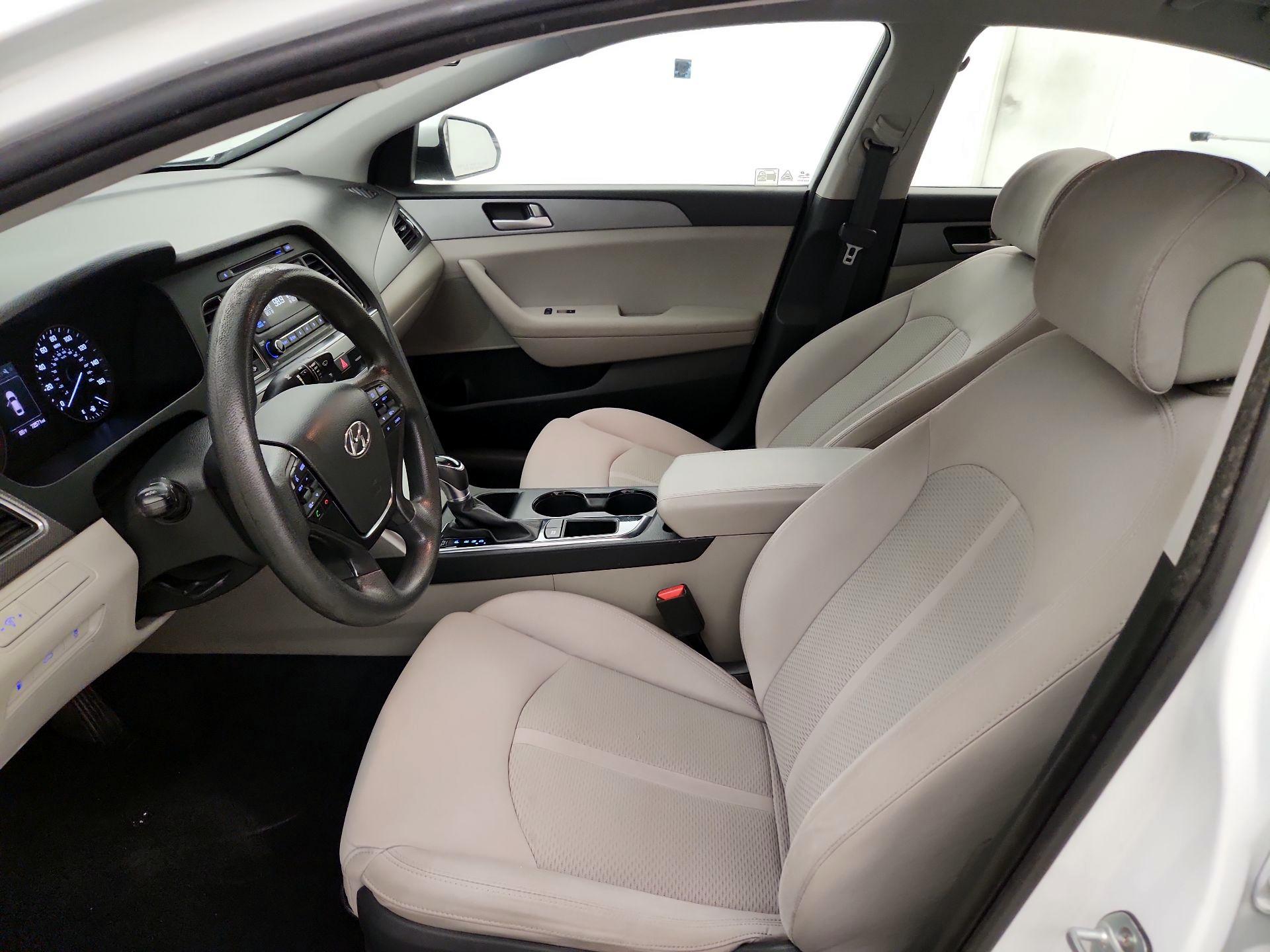 Thumbnail: 2017 Hyundai Sonata - 11