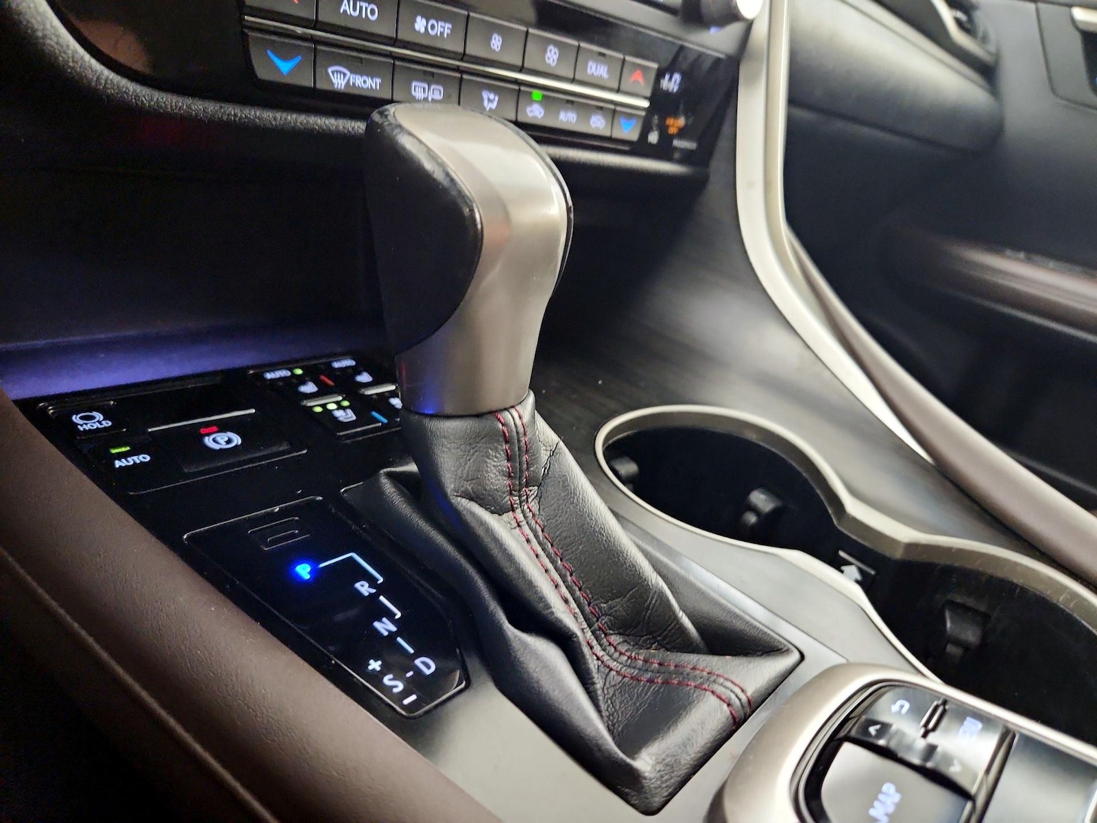 2019 Lexus RX 350 - Photo 19