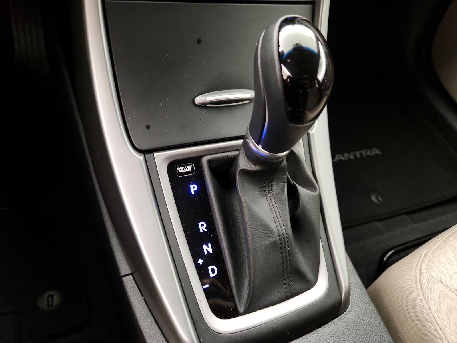 2016 Hyundai Elantra SE - Photo 18