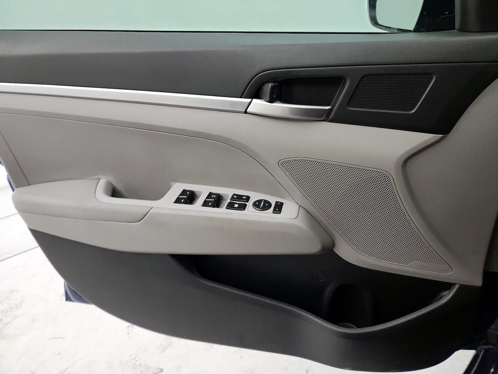 2019 Hyundai Elantra SE - Photo 13