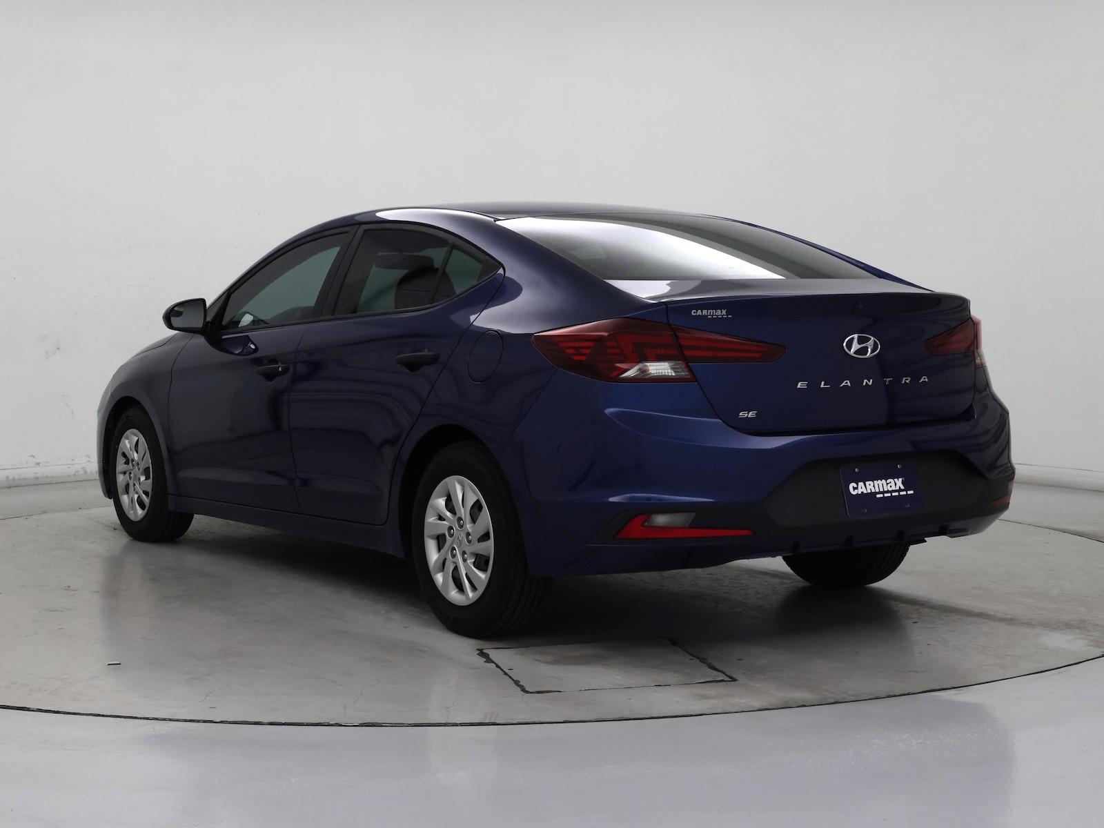 2019 Hyundai Elantra SE - Photo 3
