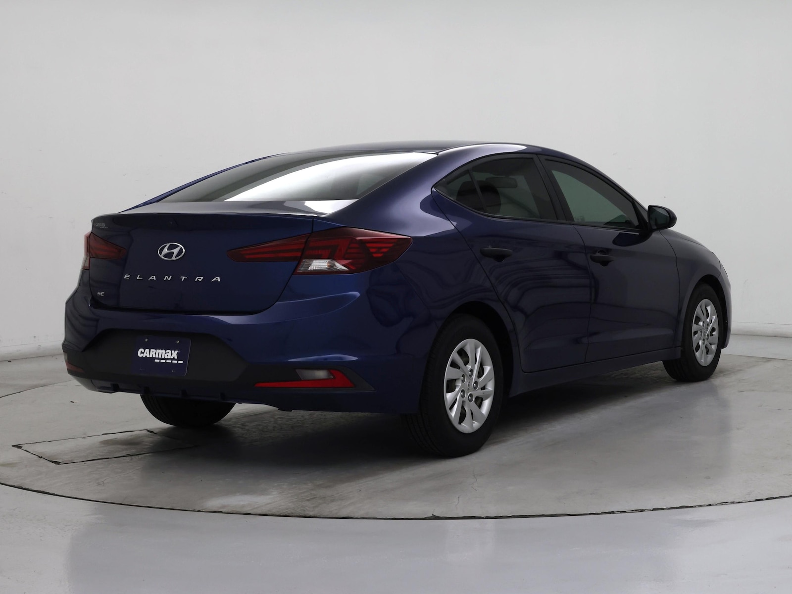 2019 Hyundai Elantra SE - Photo 9