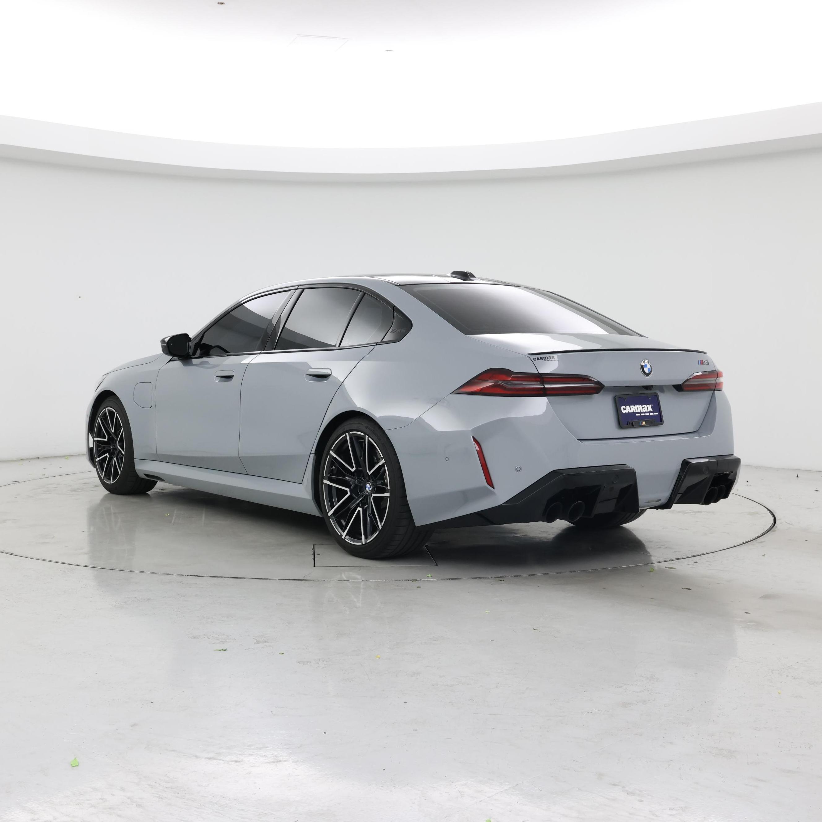 Thumbnail: 2025 BMW M5 - 2