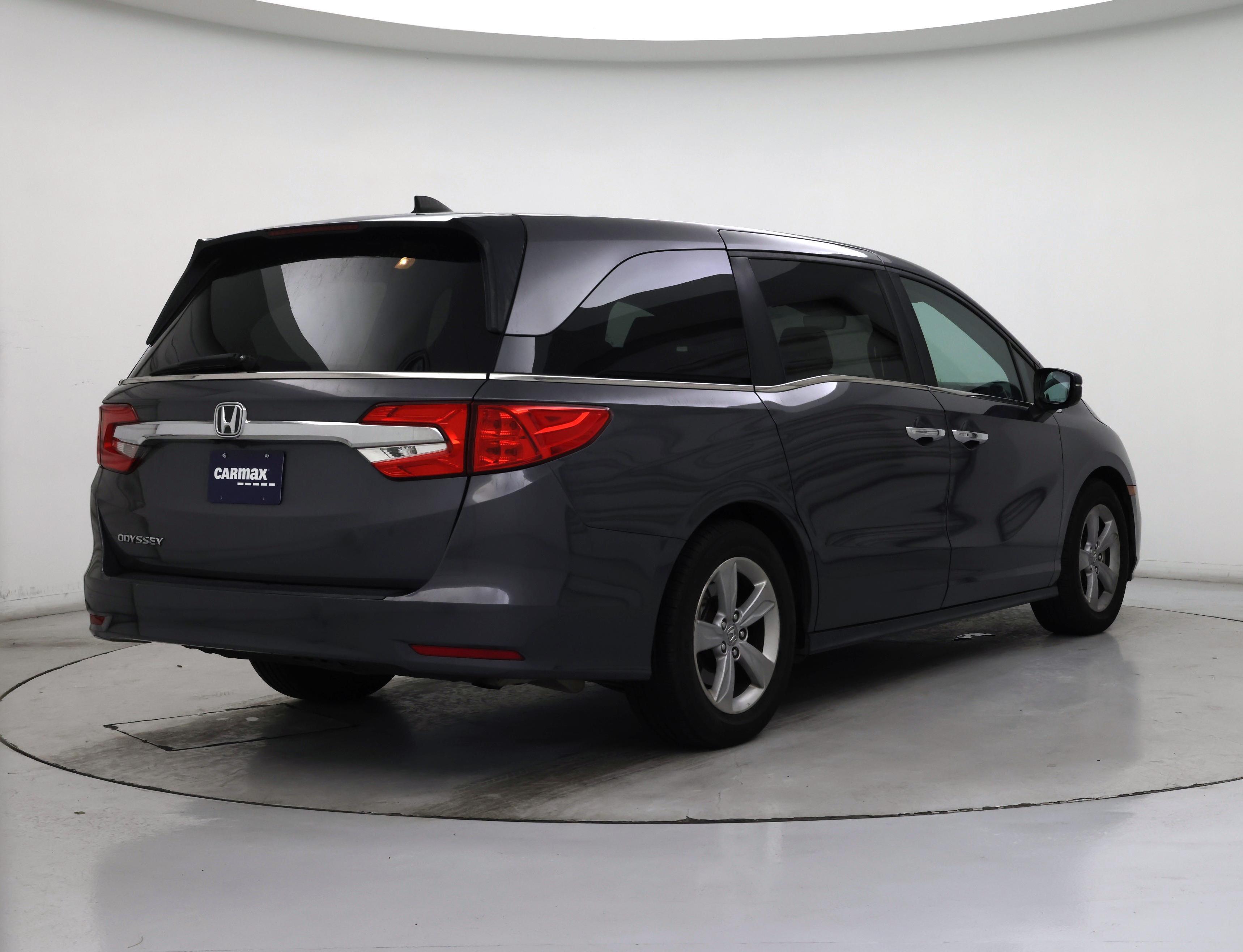 Thumbnail: 2019 Honda Odyssey - 8
