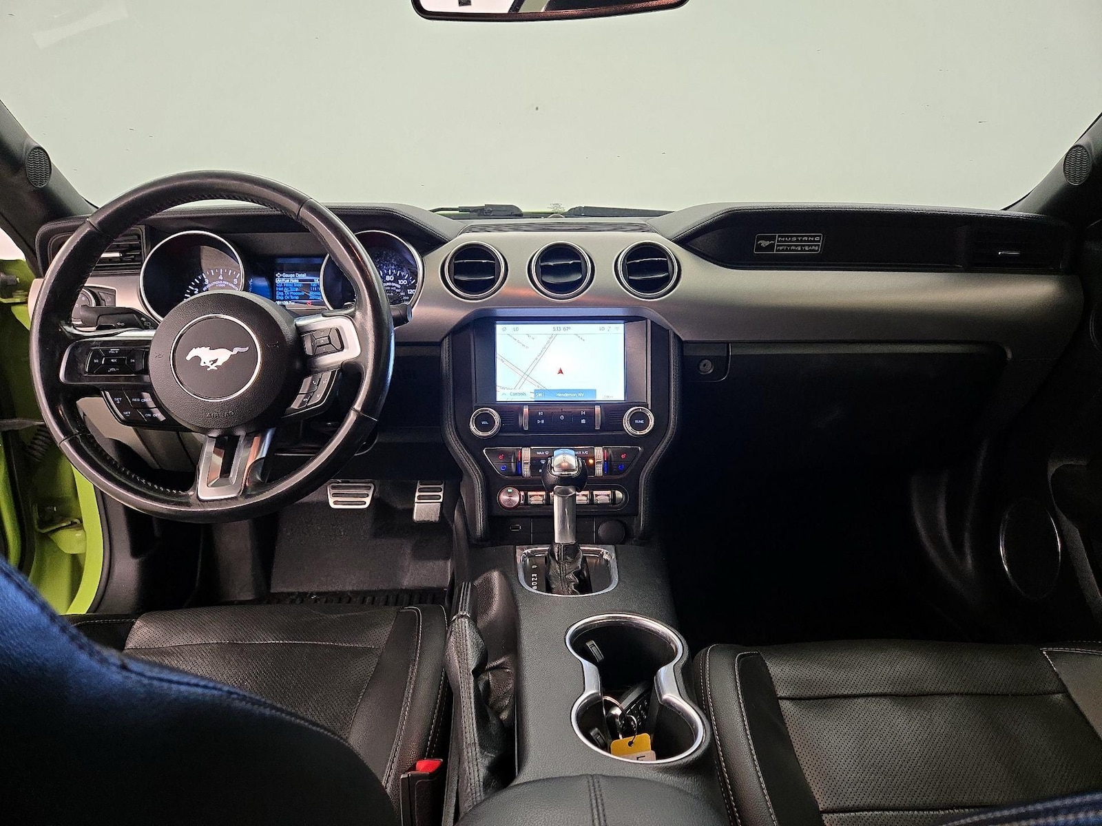 2020 Ford Mustang GT Premium - Photo 10