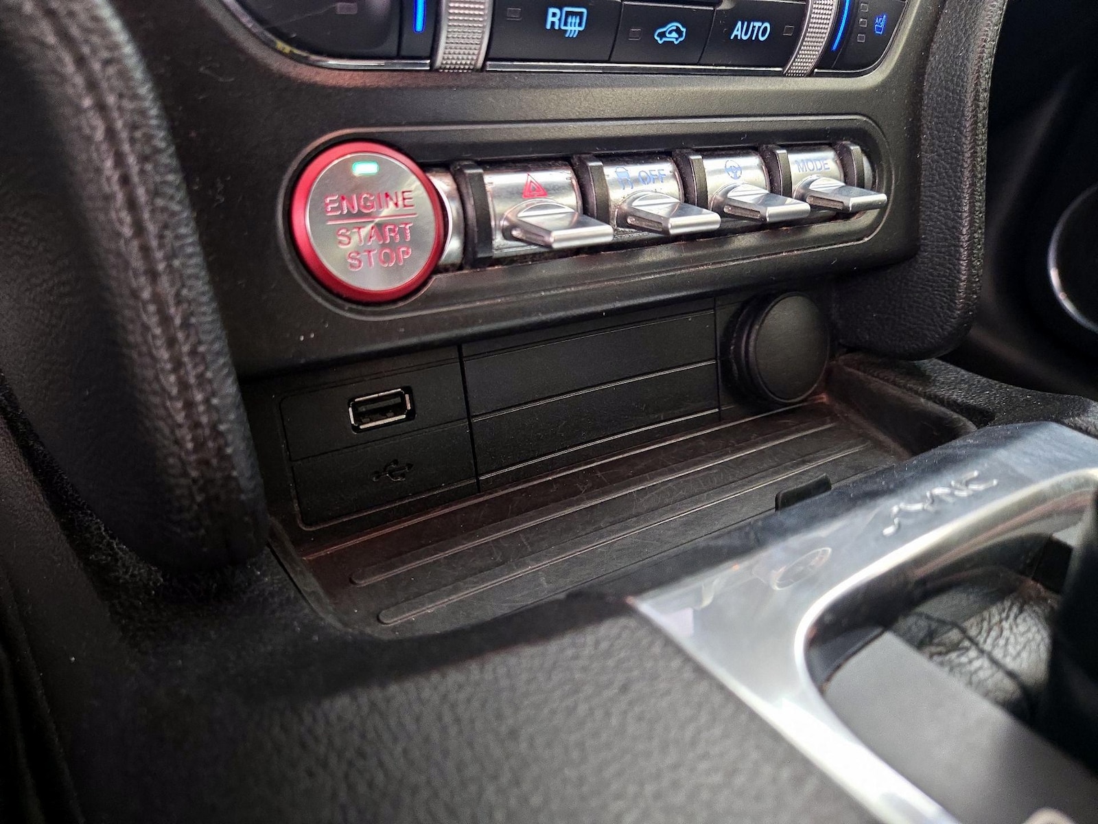 2020 Ford Mustang GT Premium - Photo 20