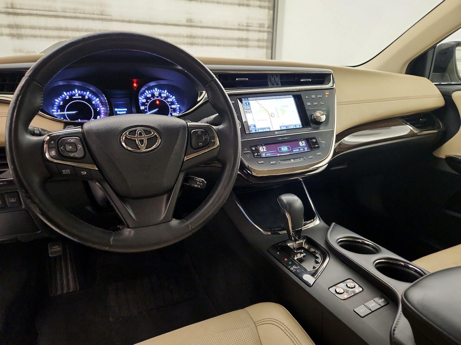 2014 Toyota Avalon Limited - Photo 10