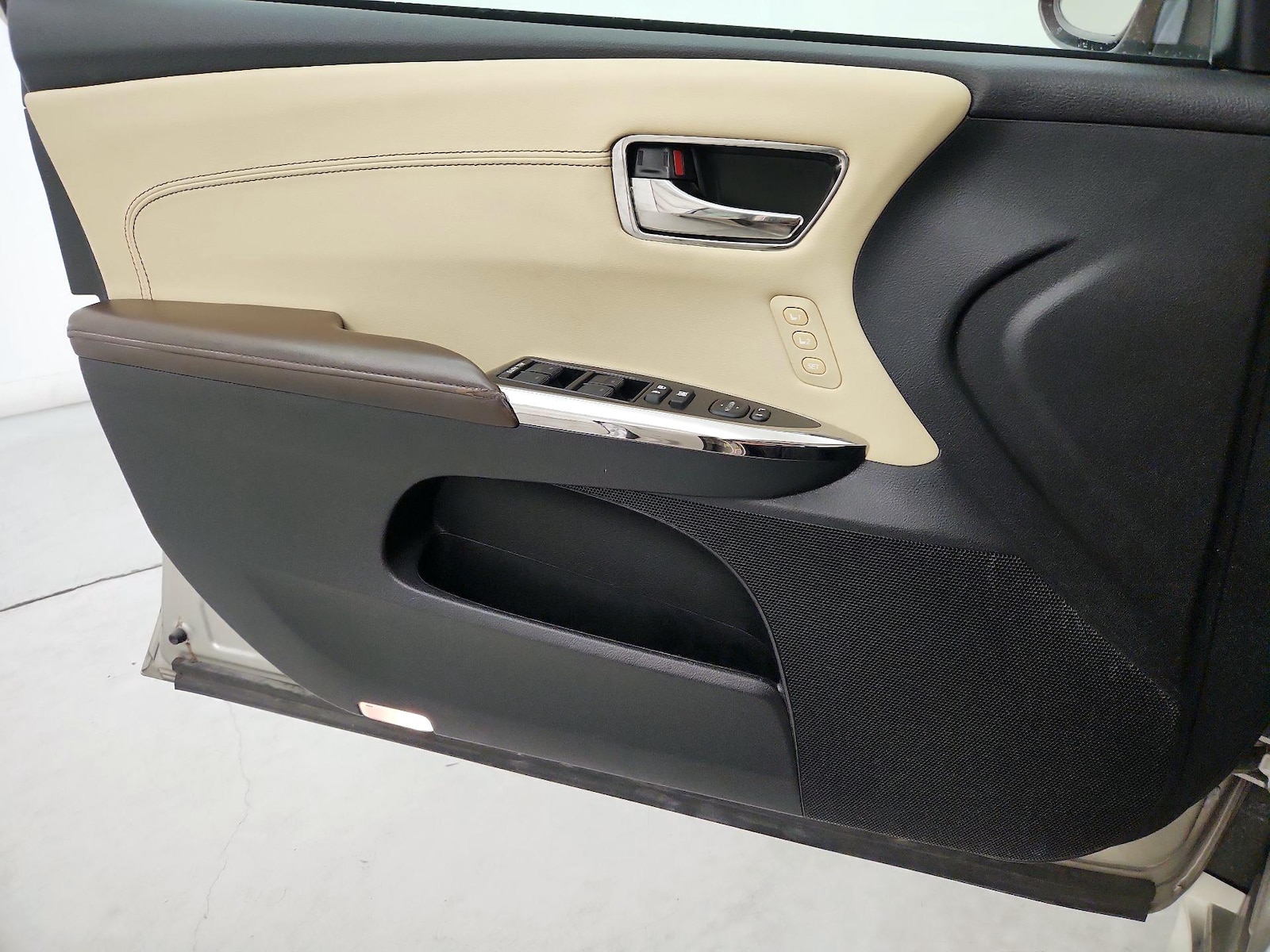 2014 Toyota Avalon Limited - Photo 13