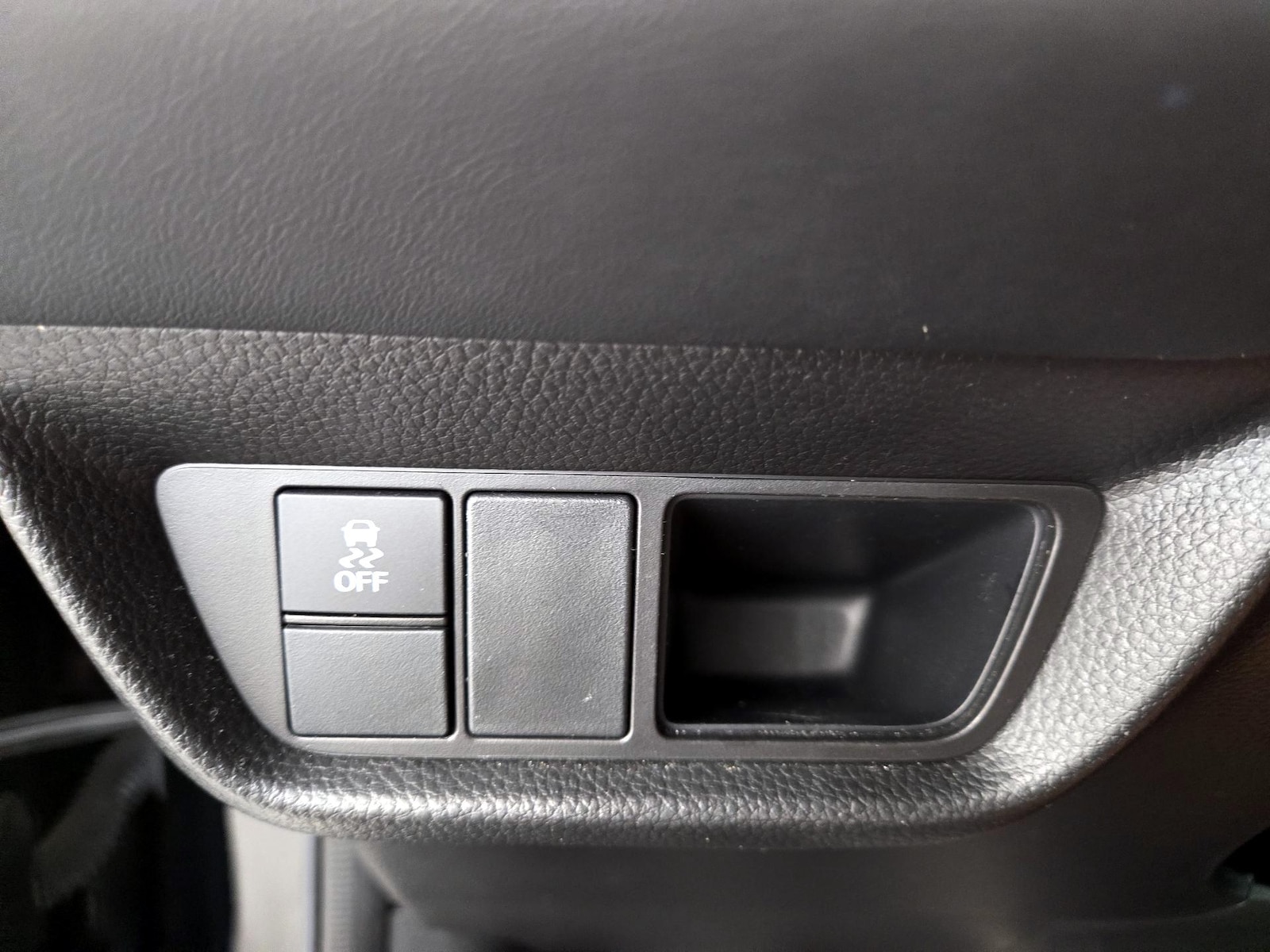2025 Honda HR-V Sport - Photo 14