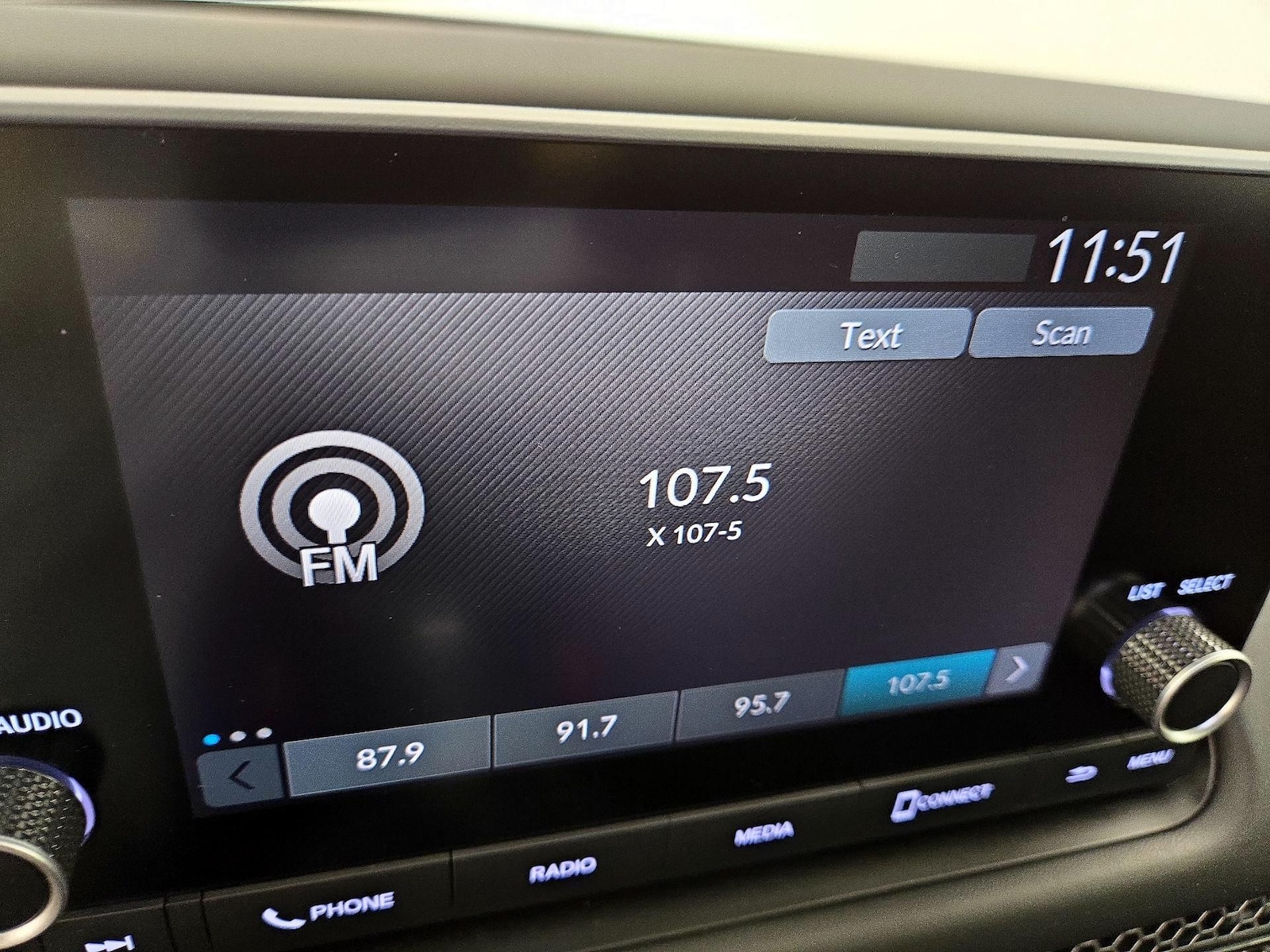 2025 Honda HR-V Sport - Photo 16