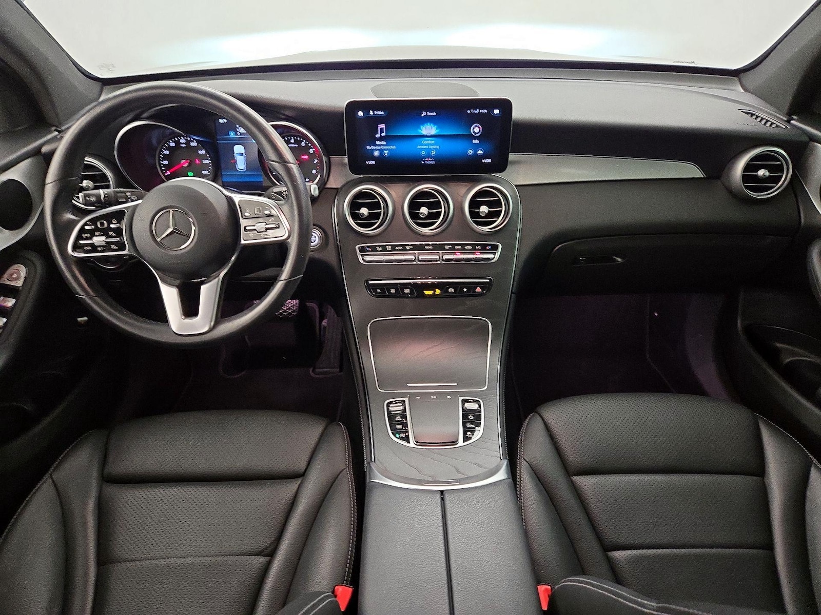2021 Mercedes-Benz GLC GLC300 - Photo 10