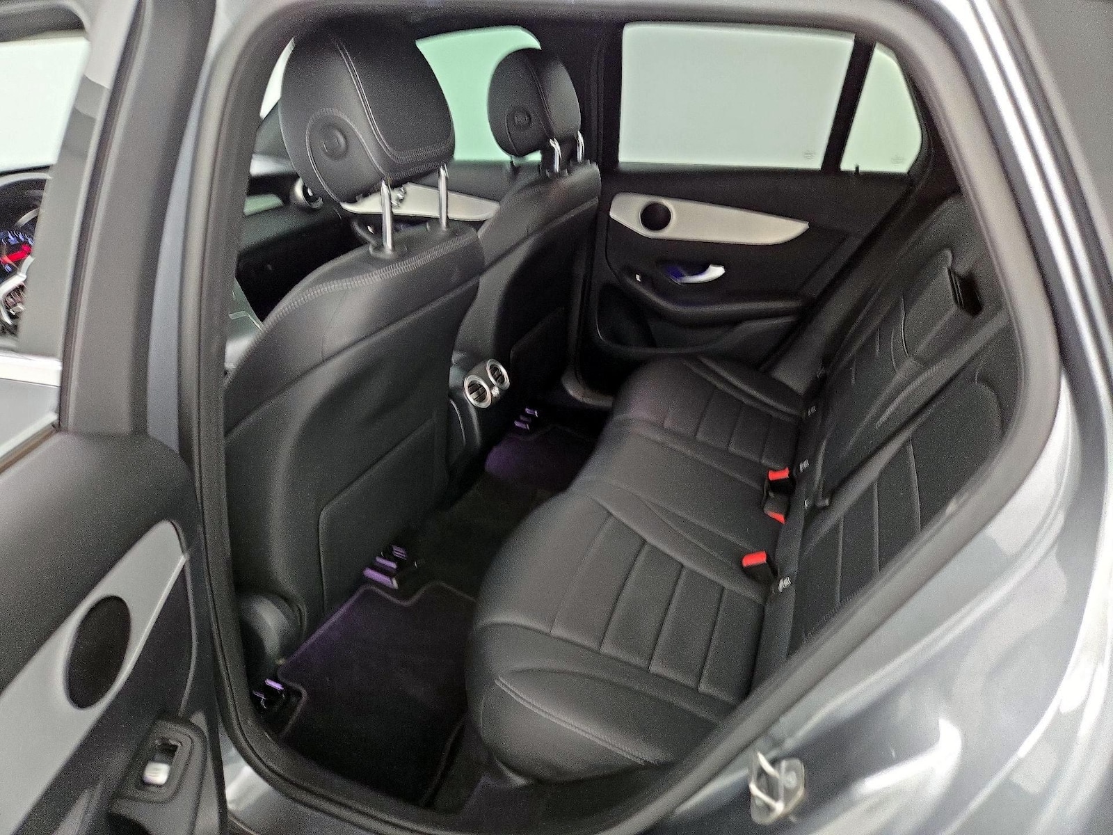 2021 Mercedes-Benz GLC GLC300 - Photo 21