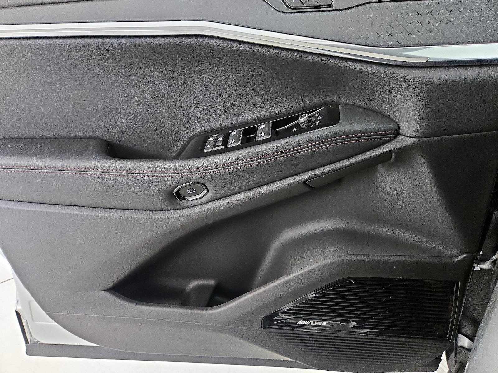 2025 Jeep Wagoneer S Limited - Photo 13
