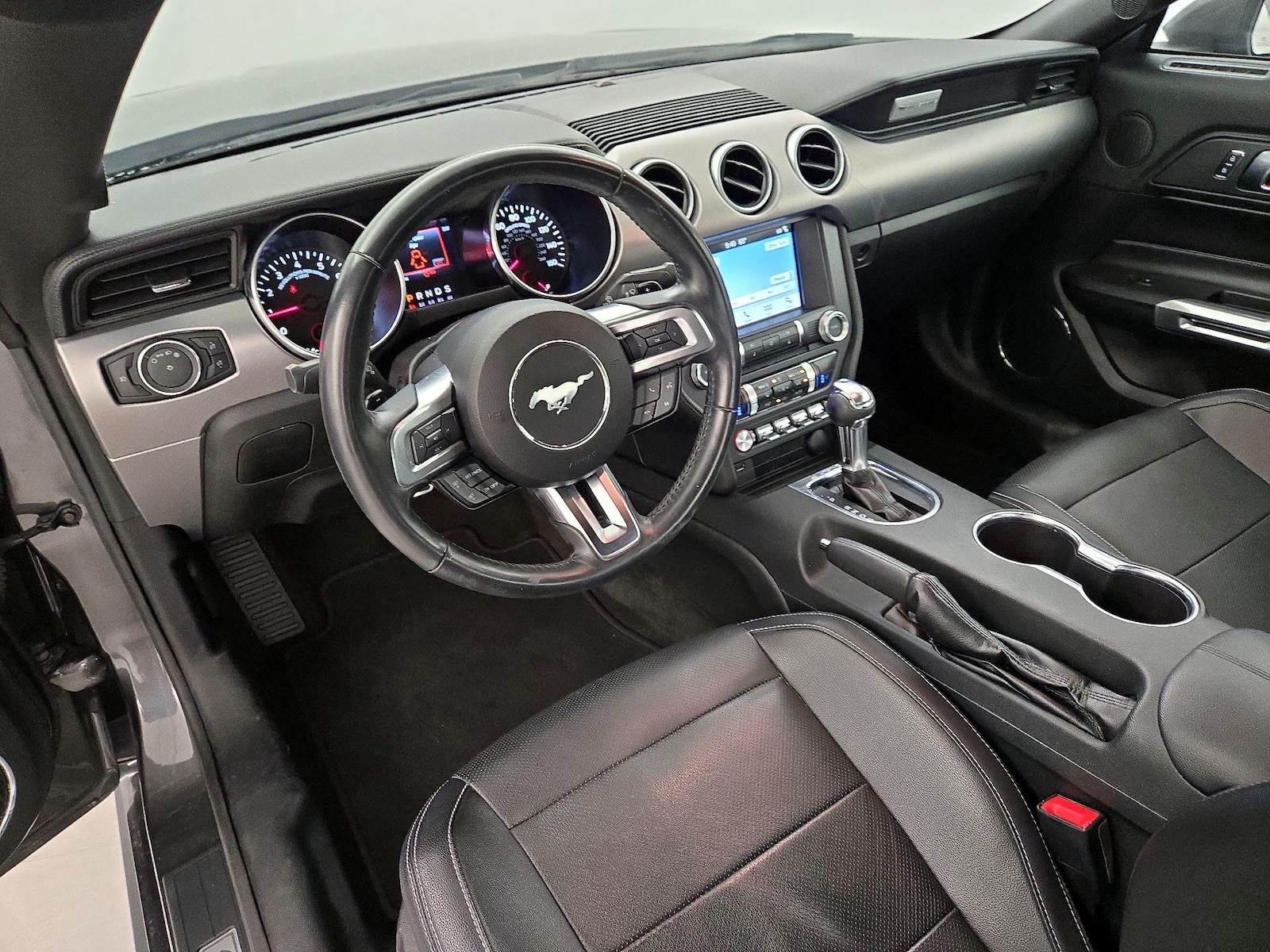 2018 Ford Mustang EcoBoost Premium - Photo 10