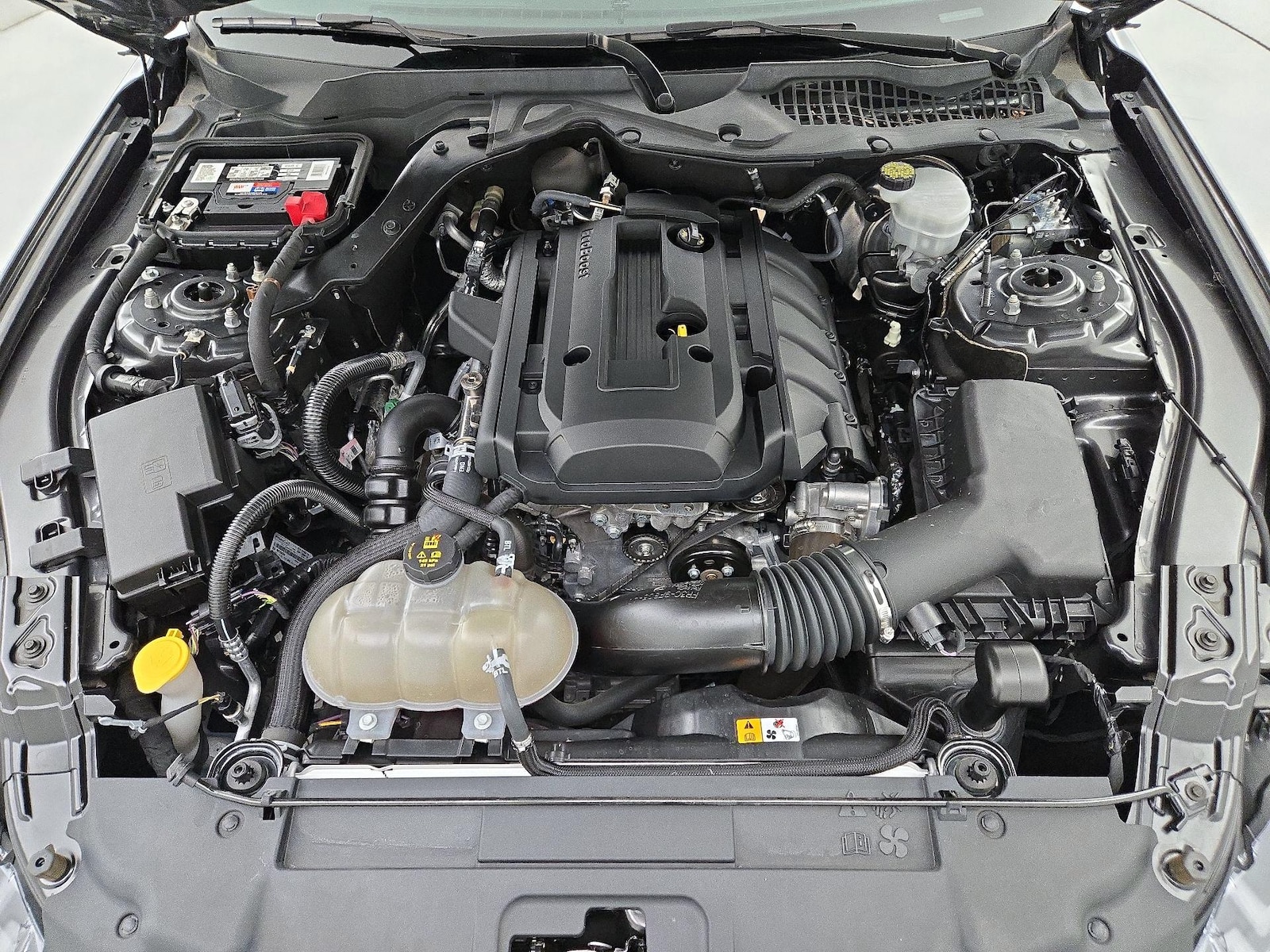 2018 Ford Mustang EcoBoost Premium - Photo 22