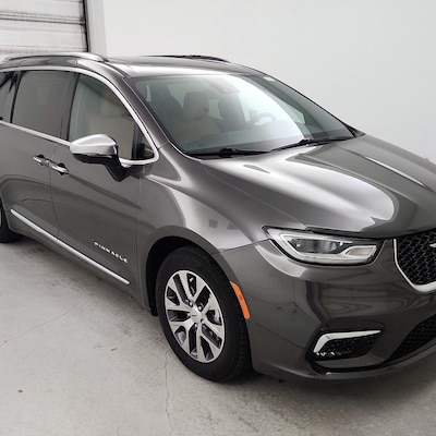 2023 Chrysler Pacifica Hybrid Pinnacle