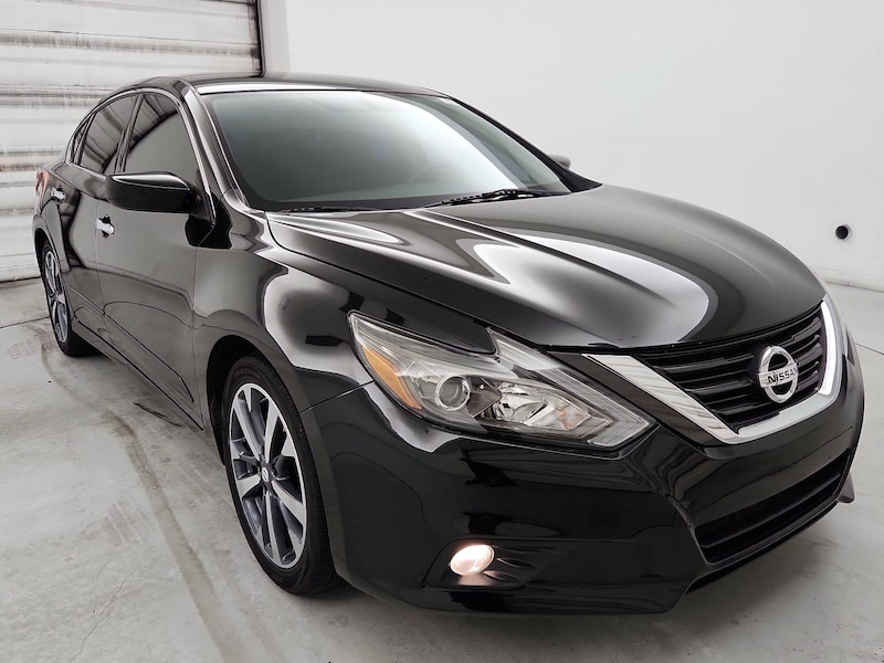 2017 Nissan Altima SR