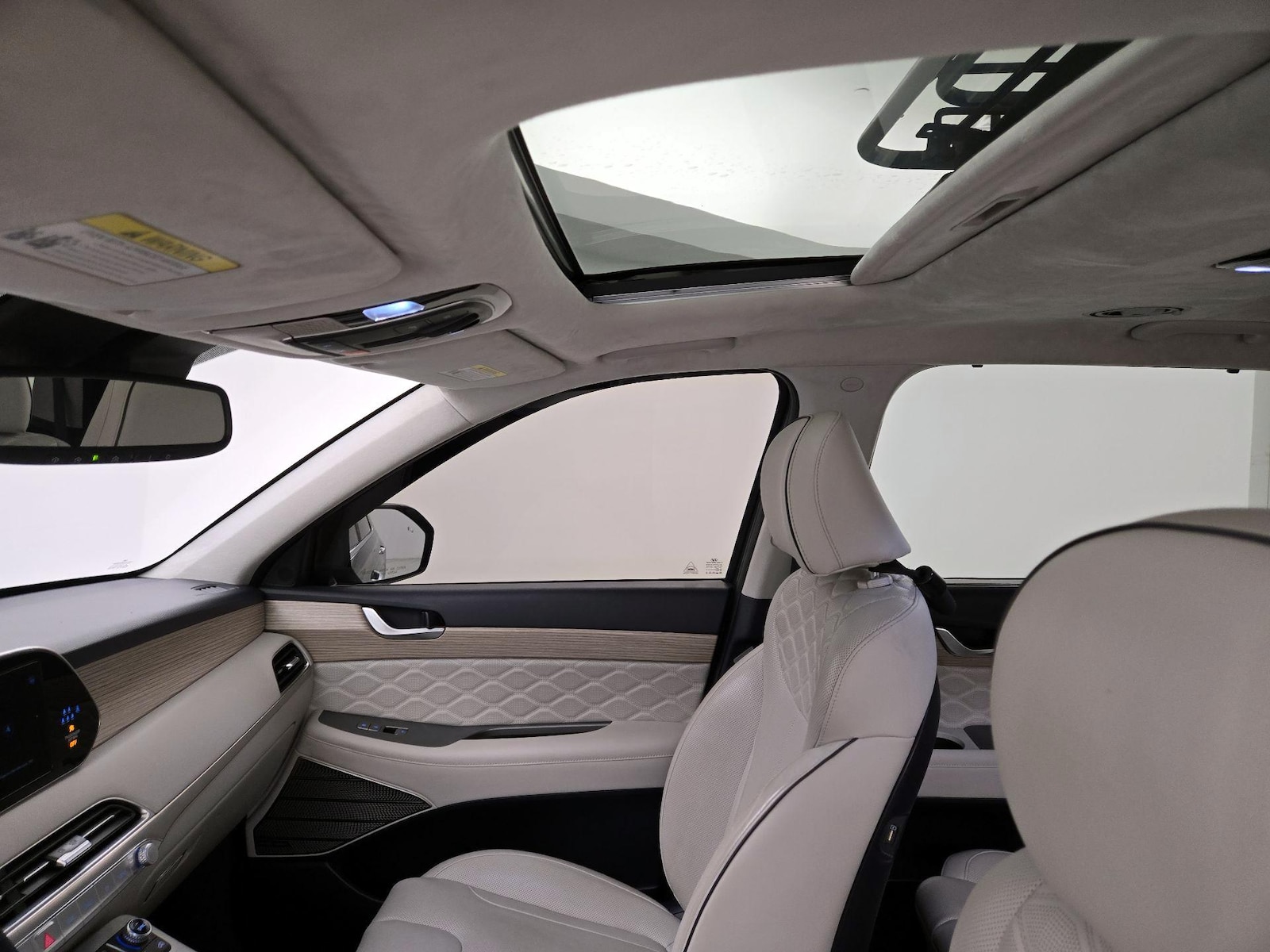 Sunroof(s) & Skylight(s)