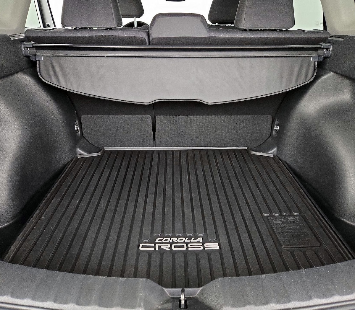 Trunk/Cargo (Seats Up)
