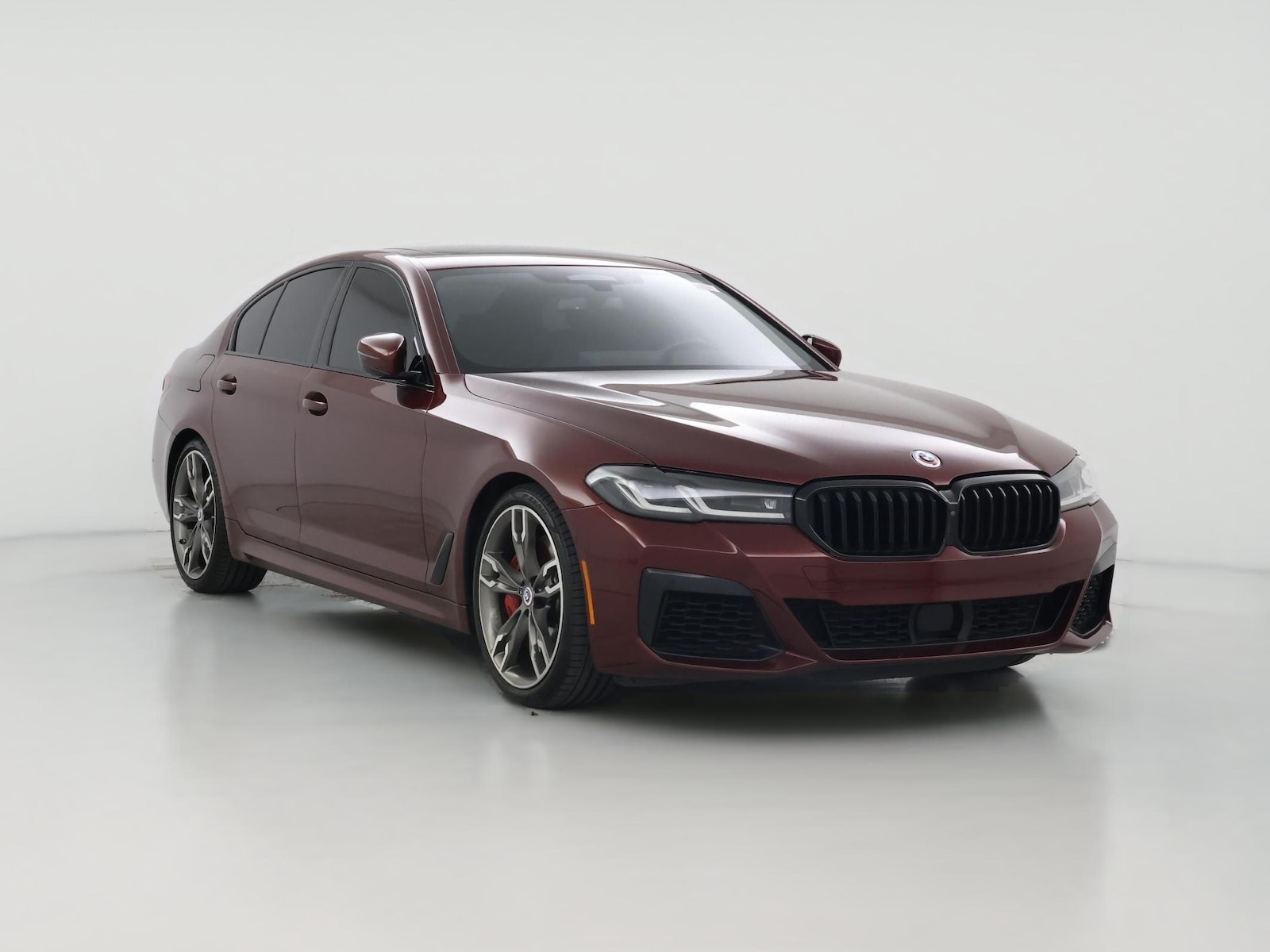 2022 BMW 5 Series M550i