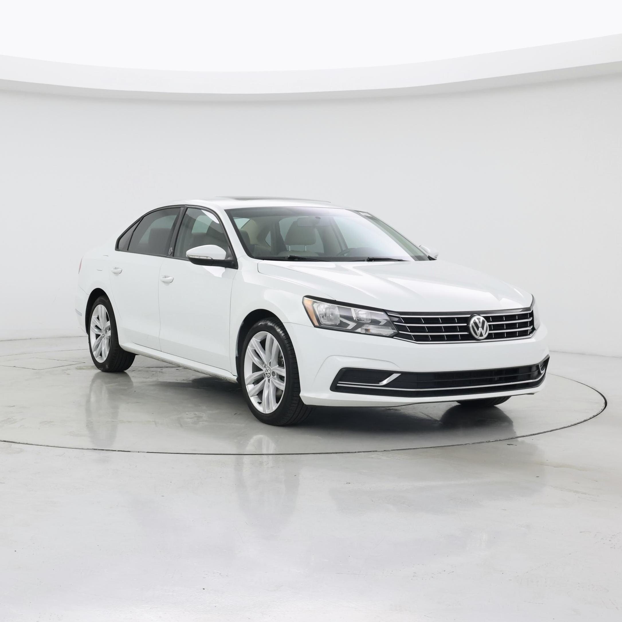 White 2019 Volkswagen Passat Sedan Front-Wheel Drive Automatic