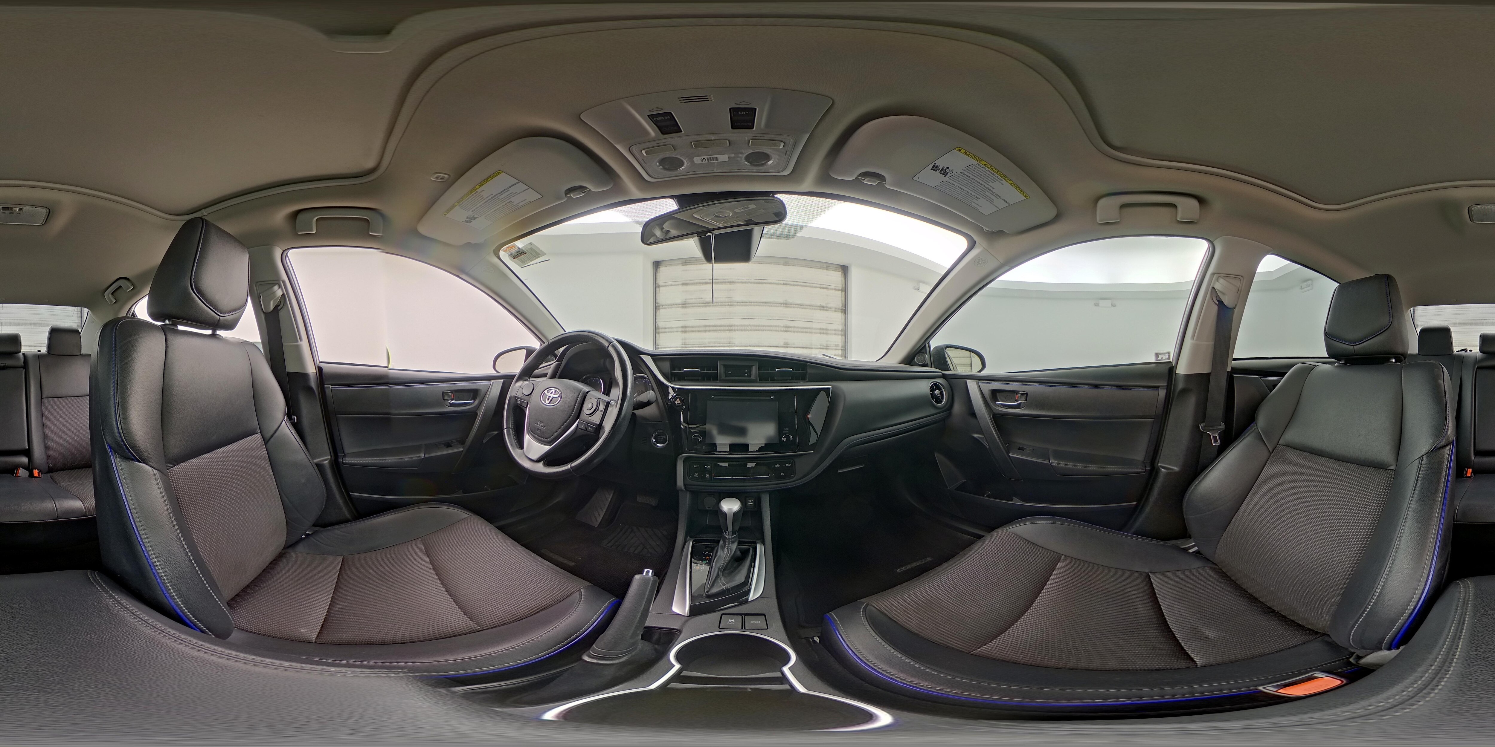 2018 Toyota Corolla SE - Photo 24