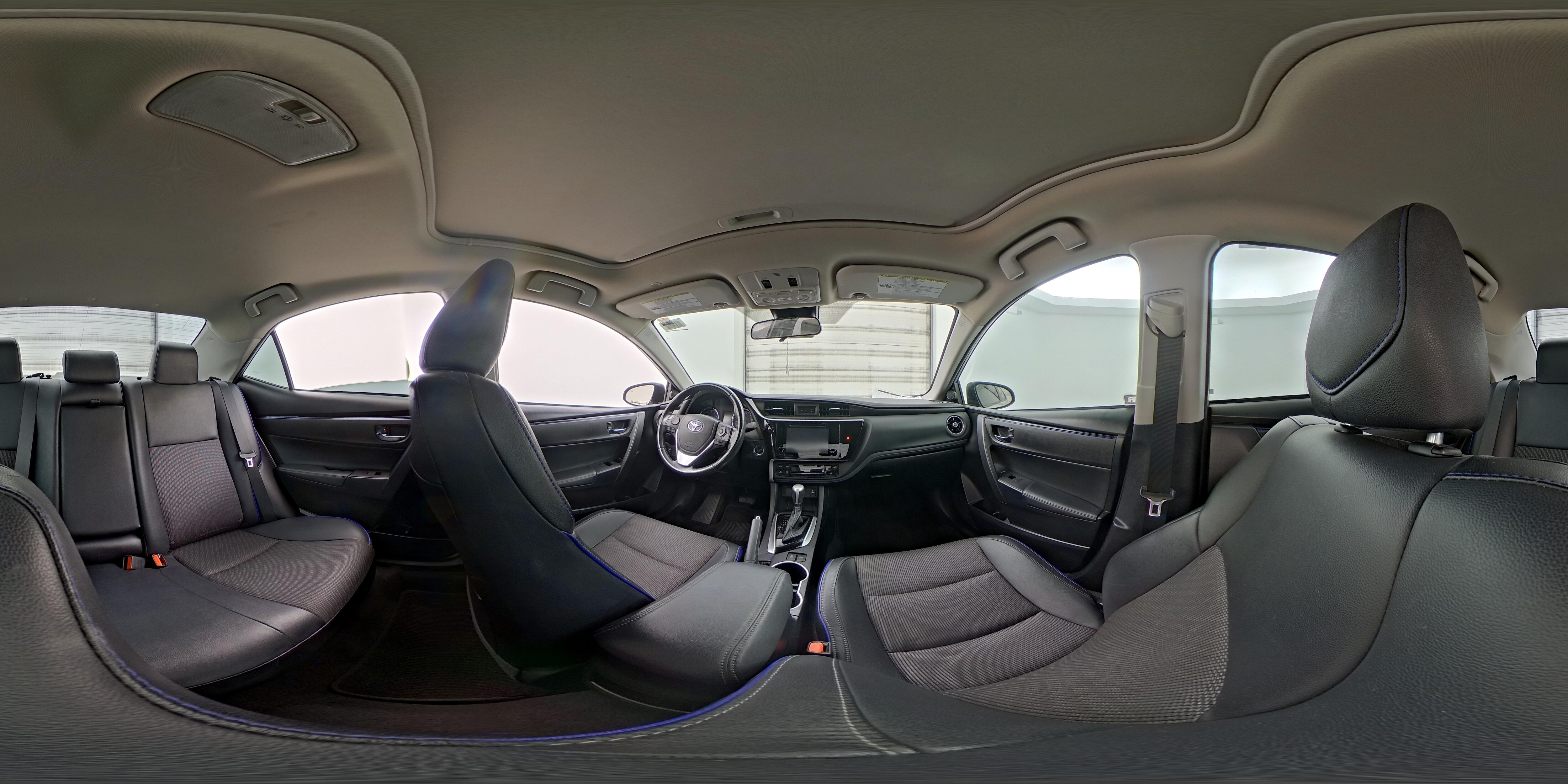 2018 Toyota Corolla SE - Photo 25