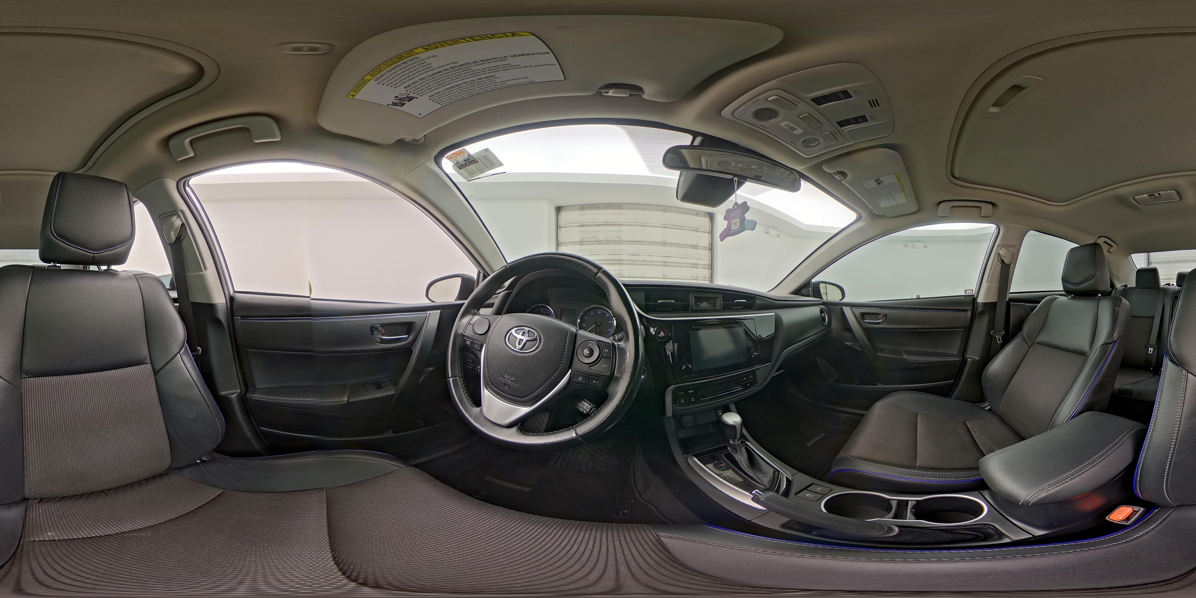 2018 Toyota Corolla SE - Photo 26