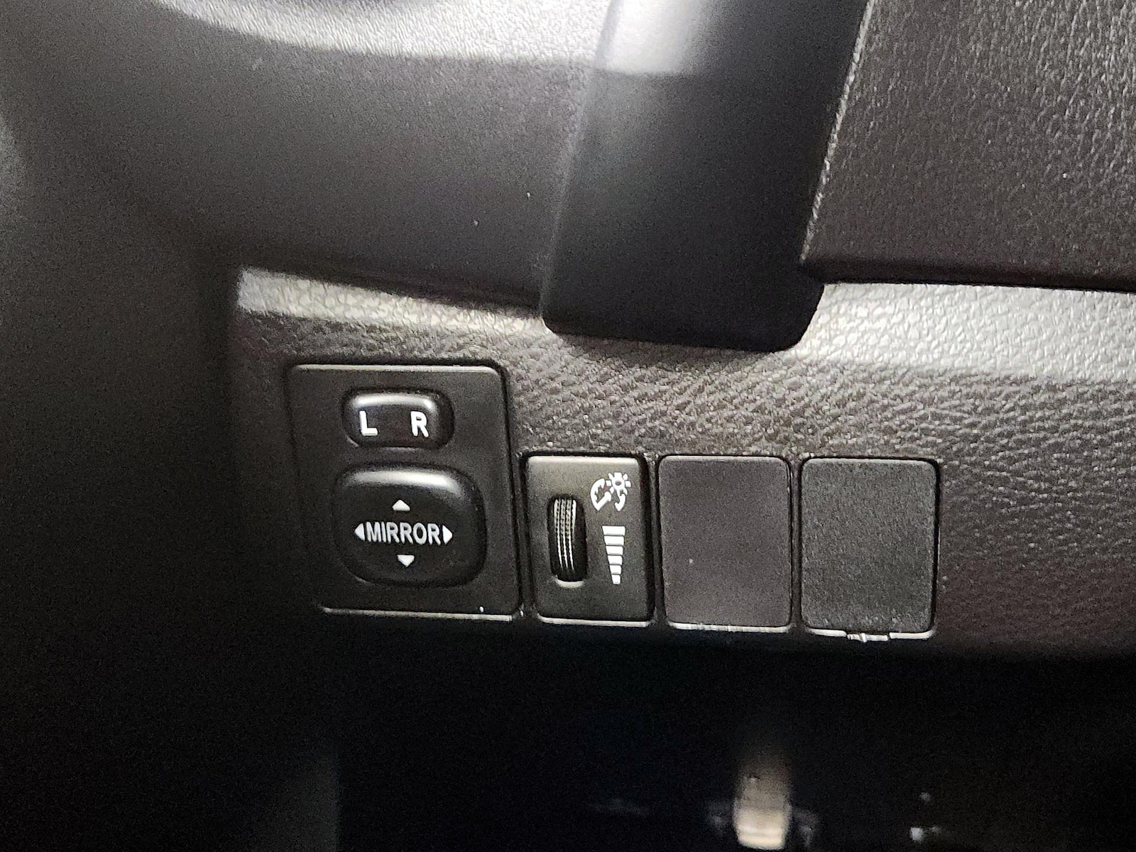 2018 Toyota Corolla SE - Photo 14