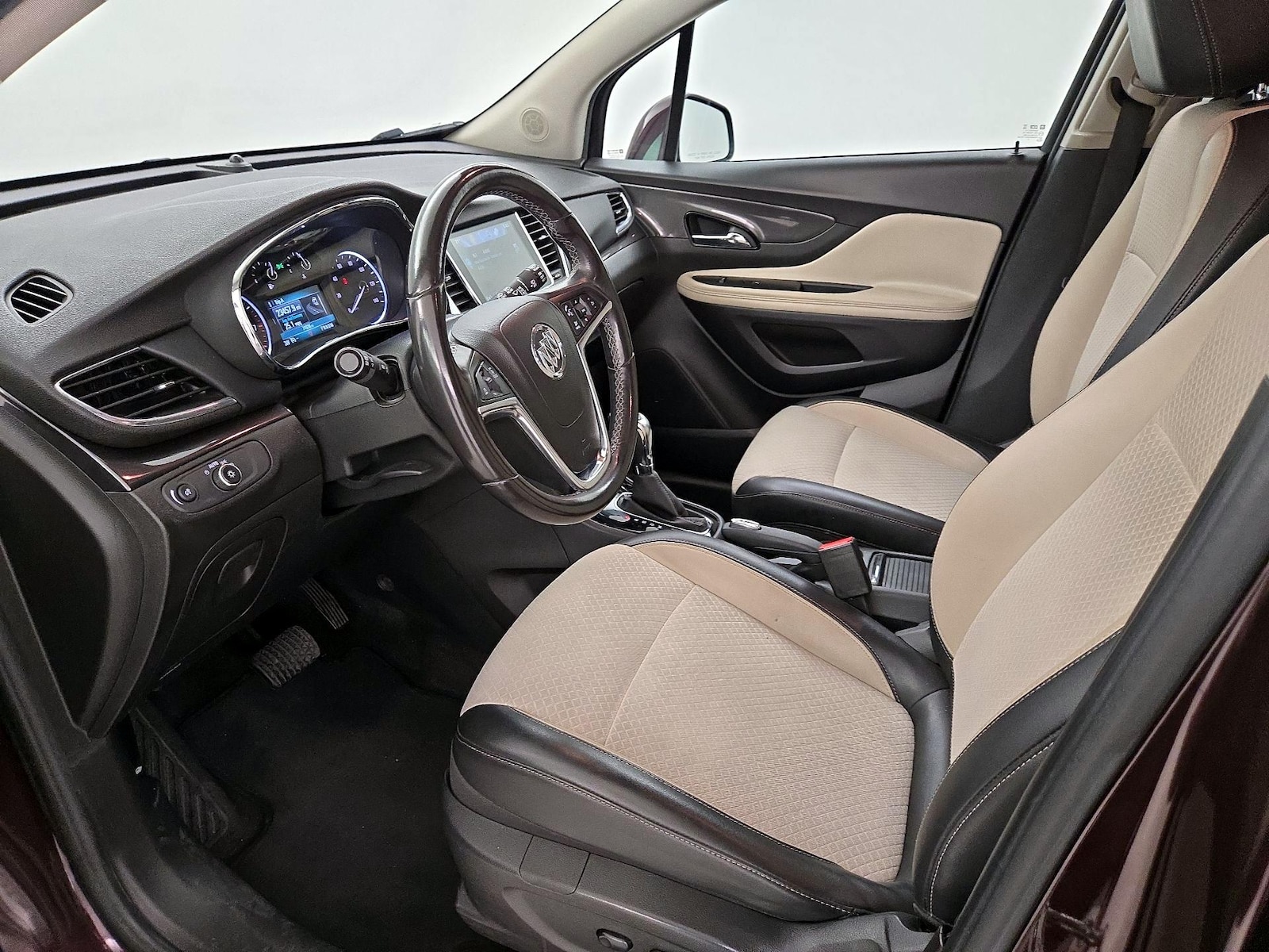 Power Seat(s) & Side Airbags