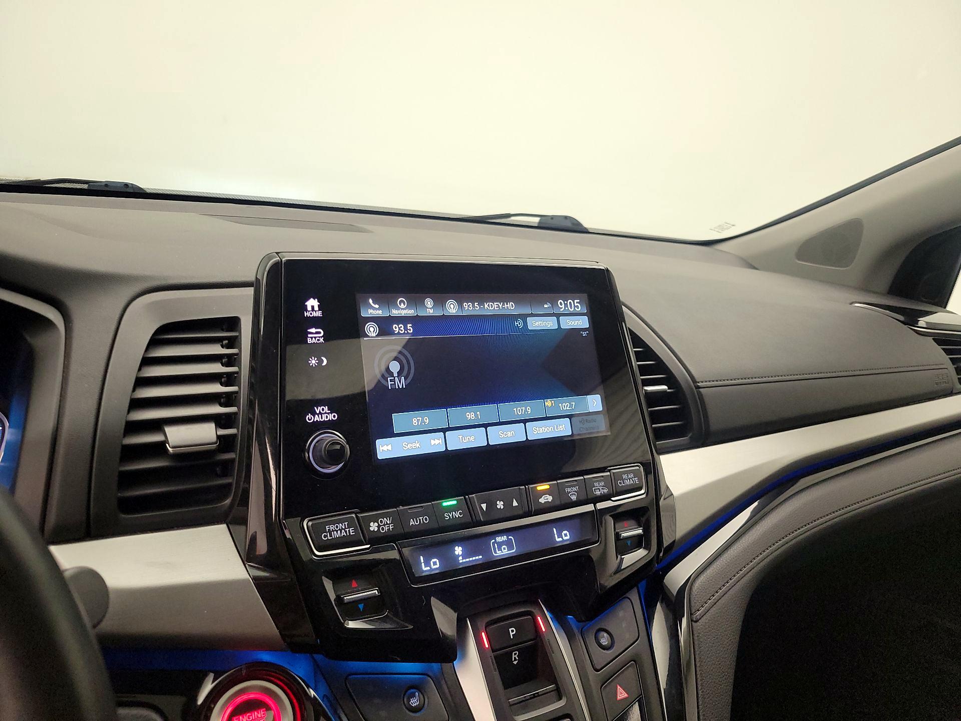 Thumbnail: 2022 Honda Odyssey - 16