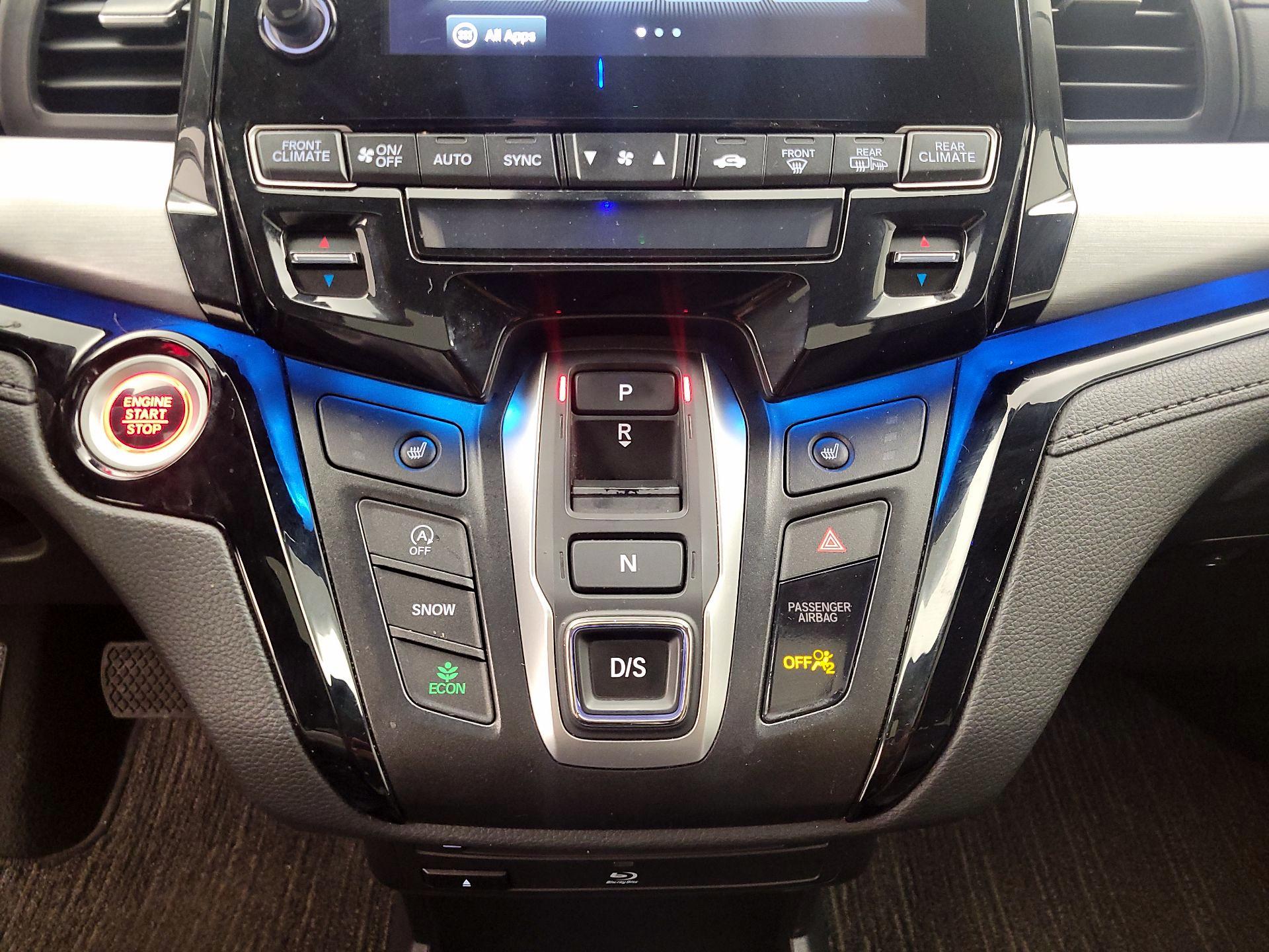 Thumbnail: 2022 Honda Odyssey - 18
