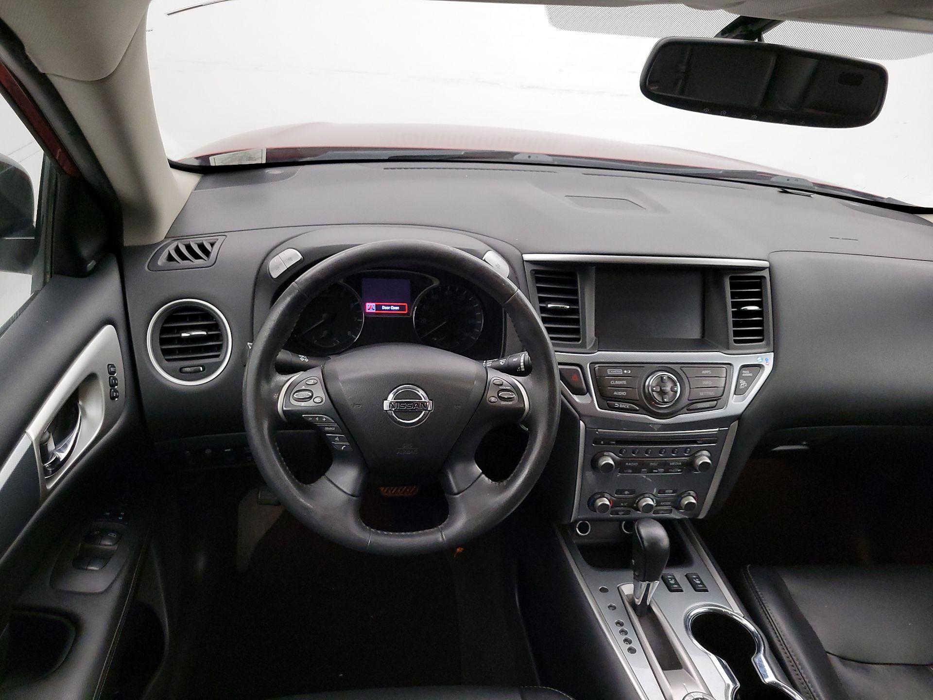 Thumbnail: 2017 Nissan Pathfinder - 10
