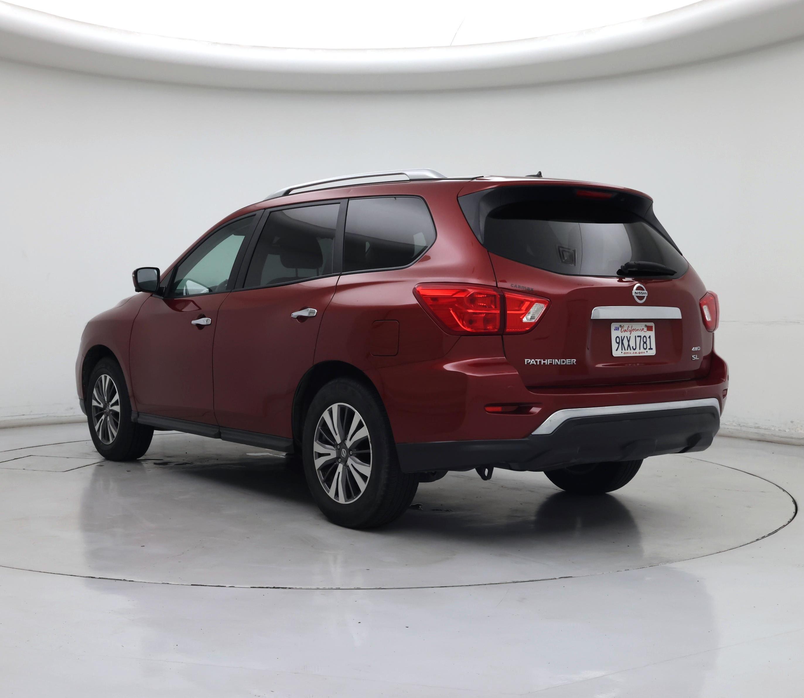 Thumbnail: 2017 Nissan Pathfinder - 2