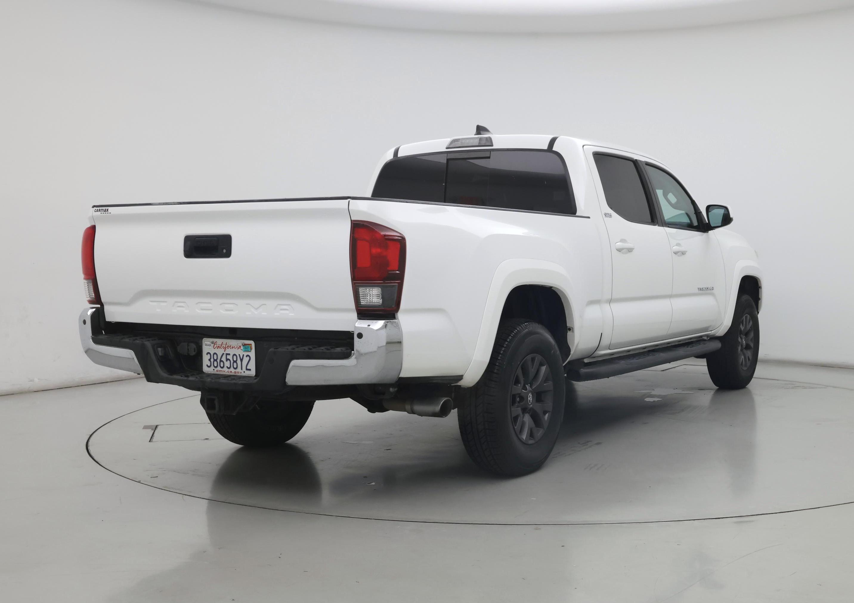 Thumbnail: 2020 Toyota Tacoma - 8